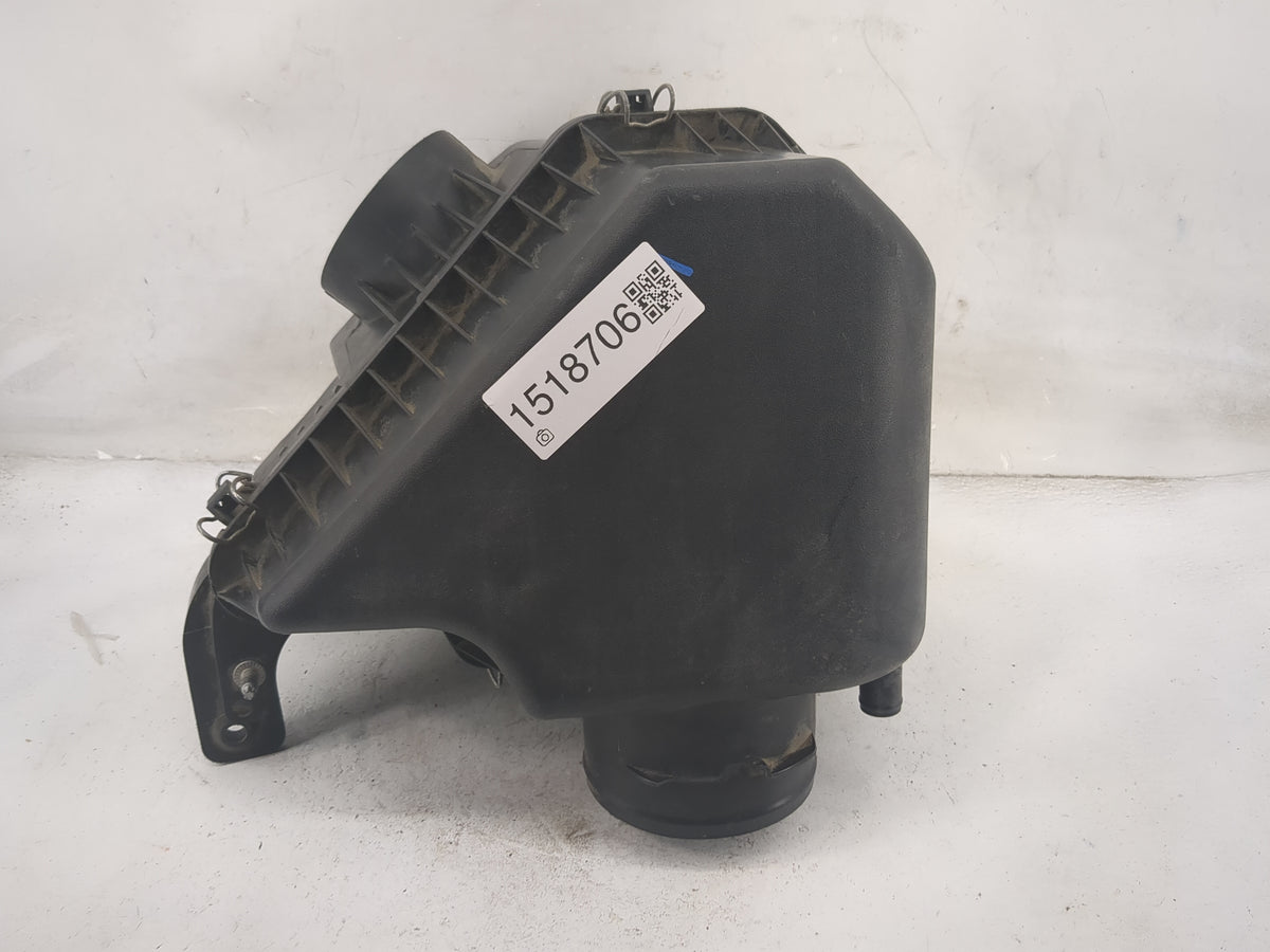 Dodge Caravan Air Cleaner Intake-duct Hose Tube 1518706 - Oemusedautoparts1.com