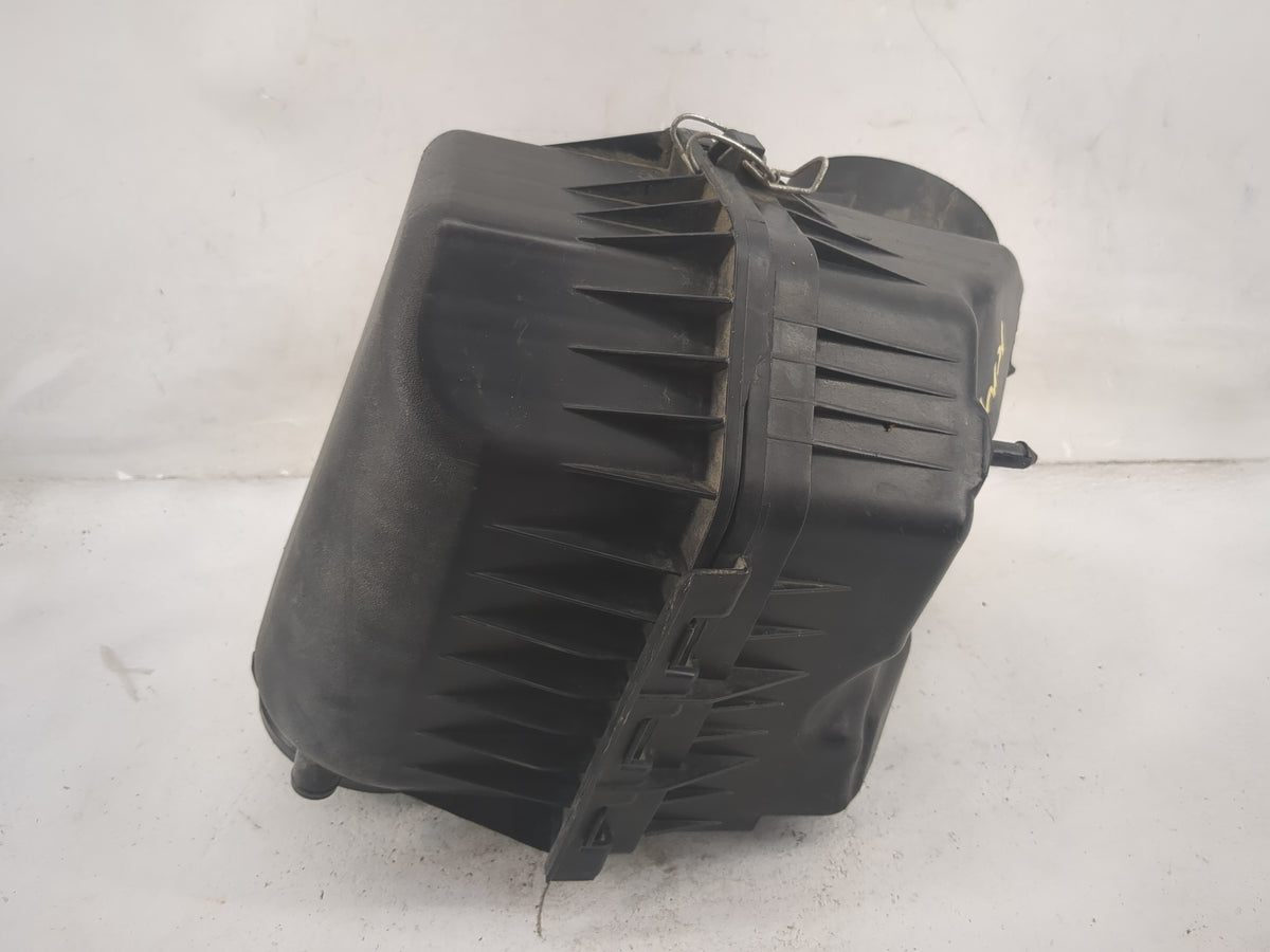 Dodge Caravan Air Cleaner Intake-duct Hose Tube 1518706 - Oemusedautoparts1.com