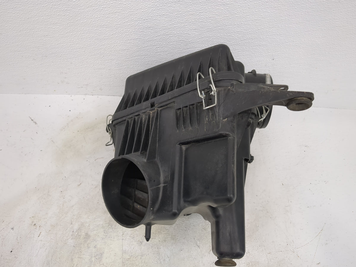 Dodge Caravan Air Cleaner Intake-duct Hose Tube 1518784 - Oemusedautoparts1.com