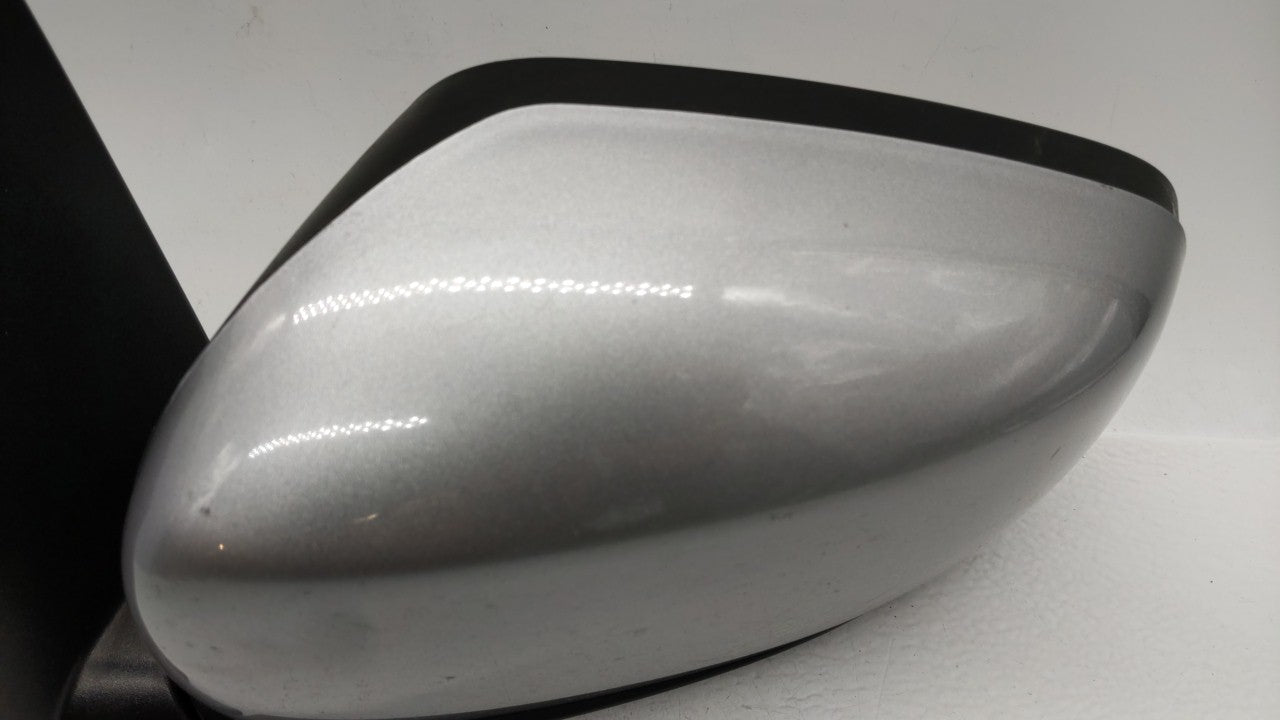 2013 Dodge Caravan Driver Side View Mirror - Left Door Mirror OEM Used - Oemusedautoparts1.com