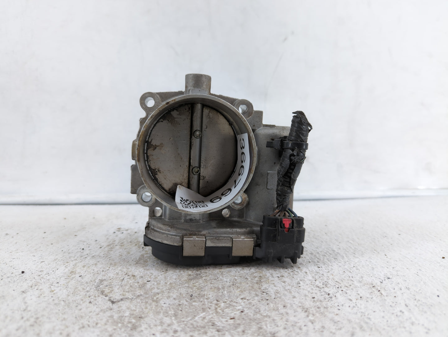 2013 Dodge Caravan Throttle Body P/N:05184349AC 05184349AE, 05184349AF Fits Fits 2011 2012 2014 2015 2016 2017 2018 2019 OEM