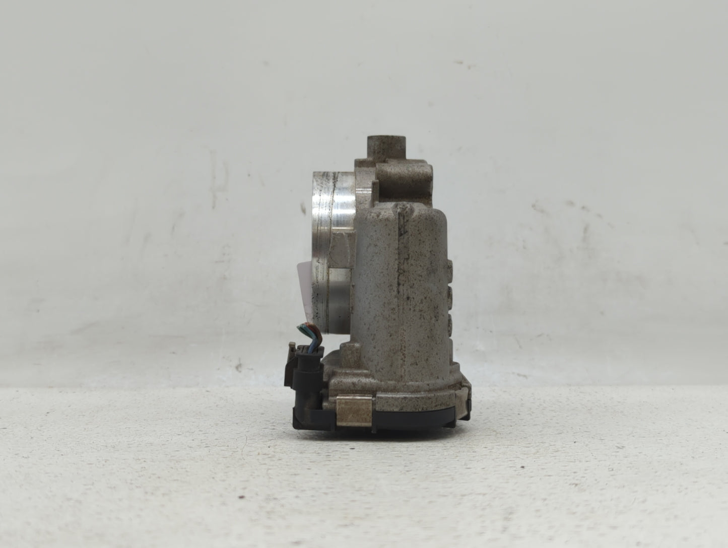 2013 Dodge Caravan Throttle Body P/N:05184349AC 05184349AE, 05184349AD Fits Fits 2011 2012 2014 2015 2016 2017 2018 2019 OEM