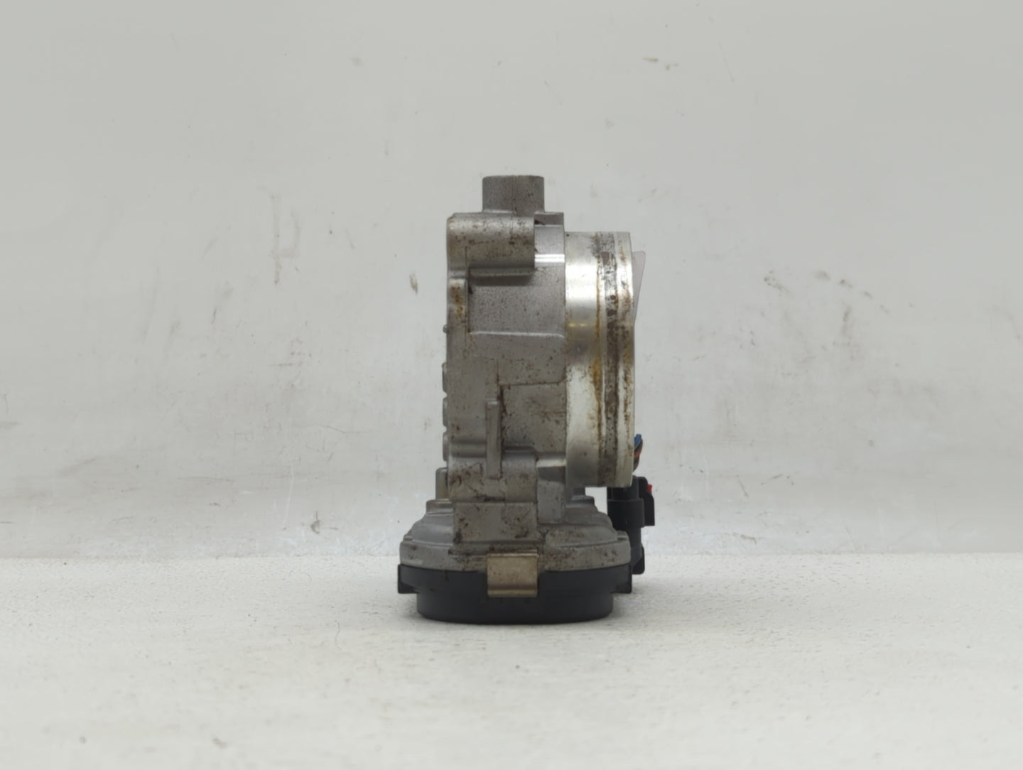 2013 Dodge Caravan Throttle Body P/N:05184349AC 05184349AE, 05184349AD Fits Fits 2011 2012 2014 2015 2016 2017 2018 2019 OEM