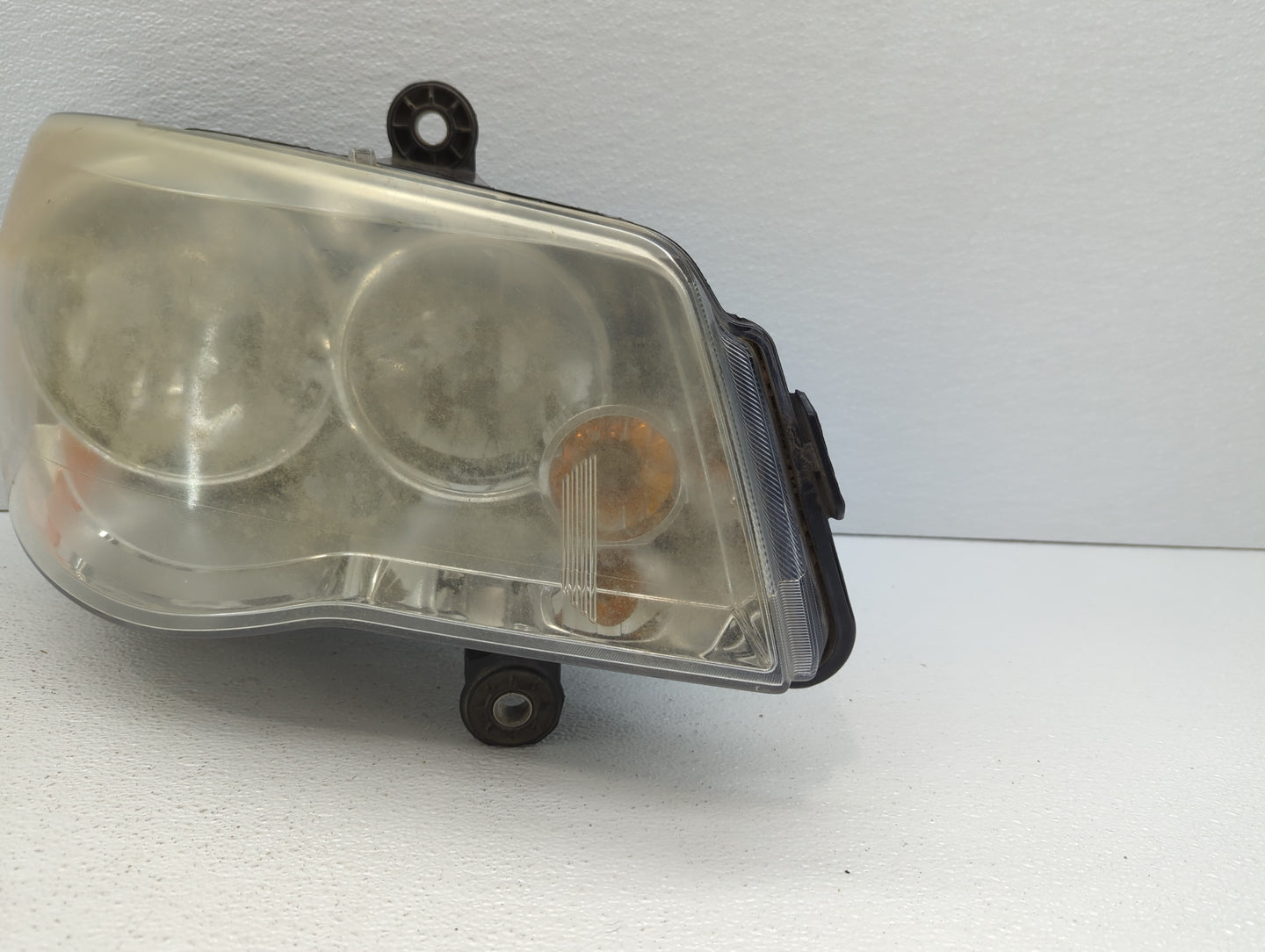 Dodge Caravan Passenger Right Oem Head Light Headlight Lamp - Oemusedautoparts1.com