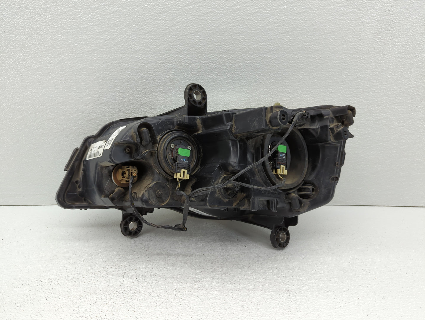 Dodge Caravan Passenger Right Oem Head Light Headlight Lamp - Oemusedautoparts1.com