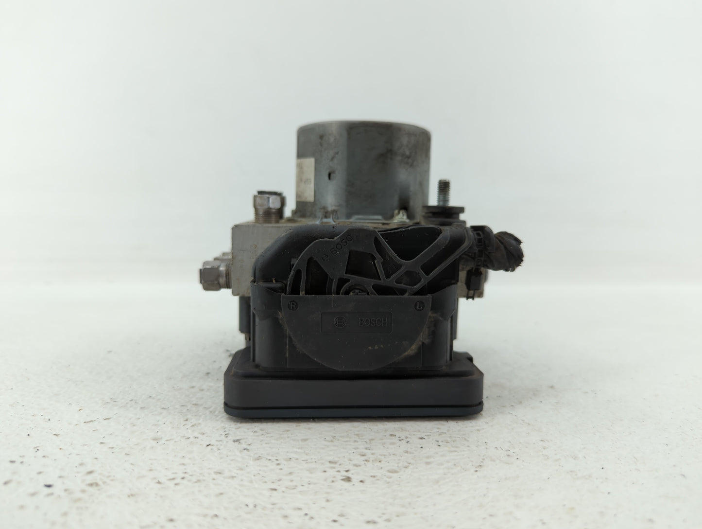 2013 Dodge Caravan ABS Pump Control Module Replacement P/N:68183803AB P68183803AA, P68183803AC, 2265106455, P68183803AB Fits