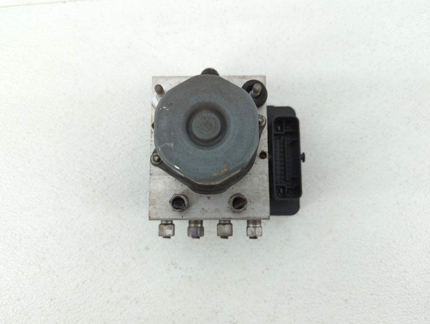 2013 Dodge Caravan ABS Pump Control Module Replacement P/N:P68183803AA P68183803AC, P68183803AB, 68183803AA Fits OEM Used Au