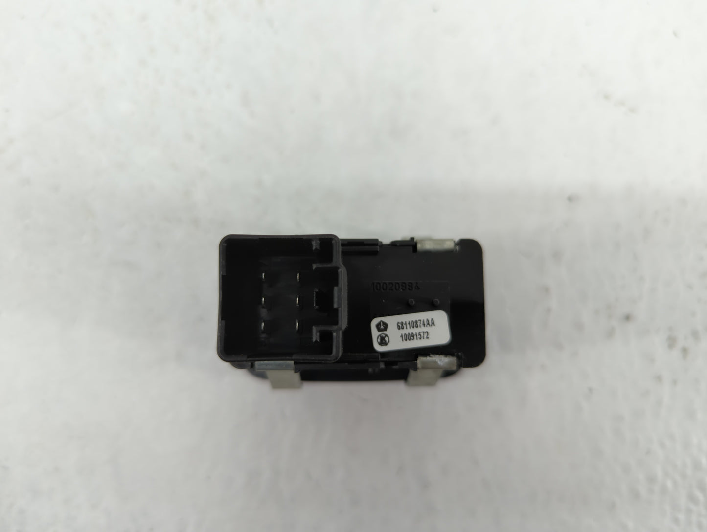 2013 Dodge Caravan Master Power Window Switch Replacement Driver Side Left P/N:68110874AA Fits OEM Used Auto Parts - Oemused