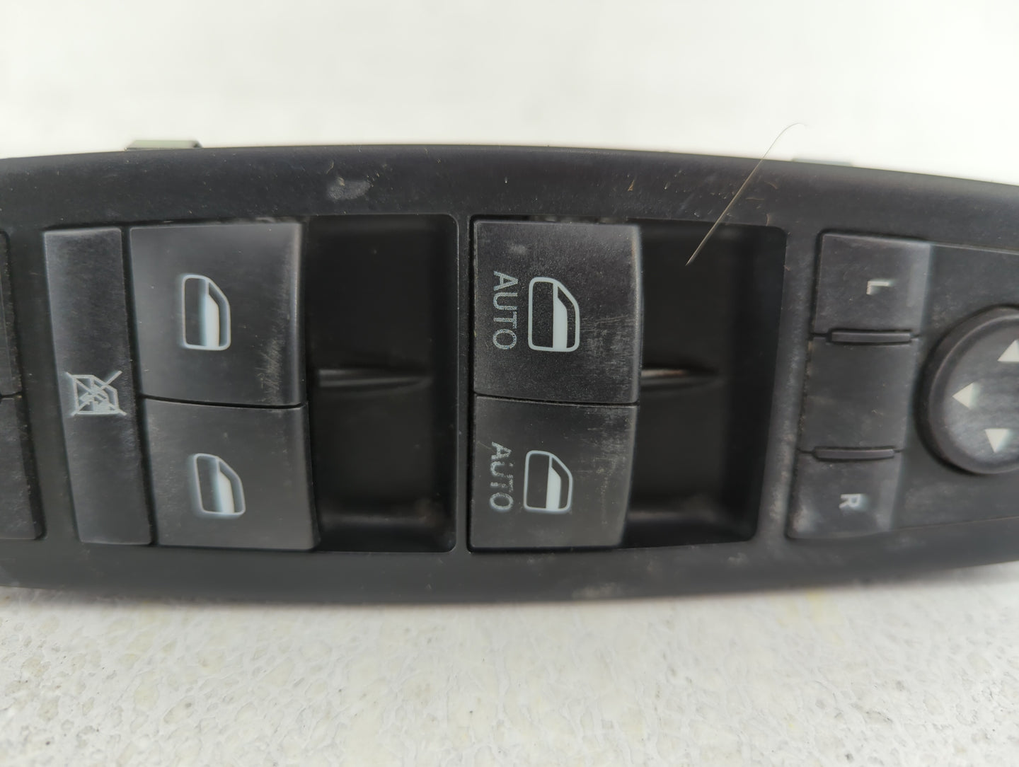 2013 Dodge Caravan Master Power Window Switch Replacement Driver Side Left P/N:68110871AA Fits OEM Used Auto Parts - Oemused