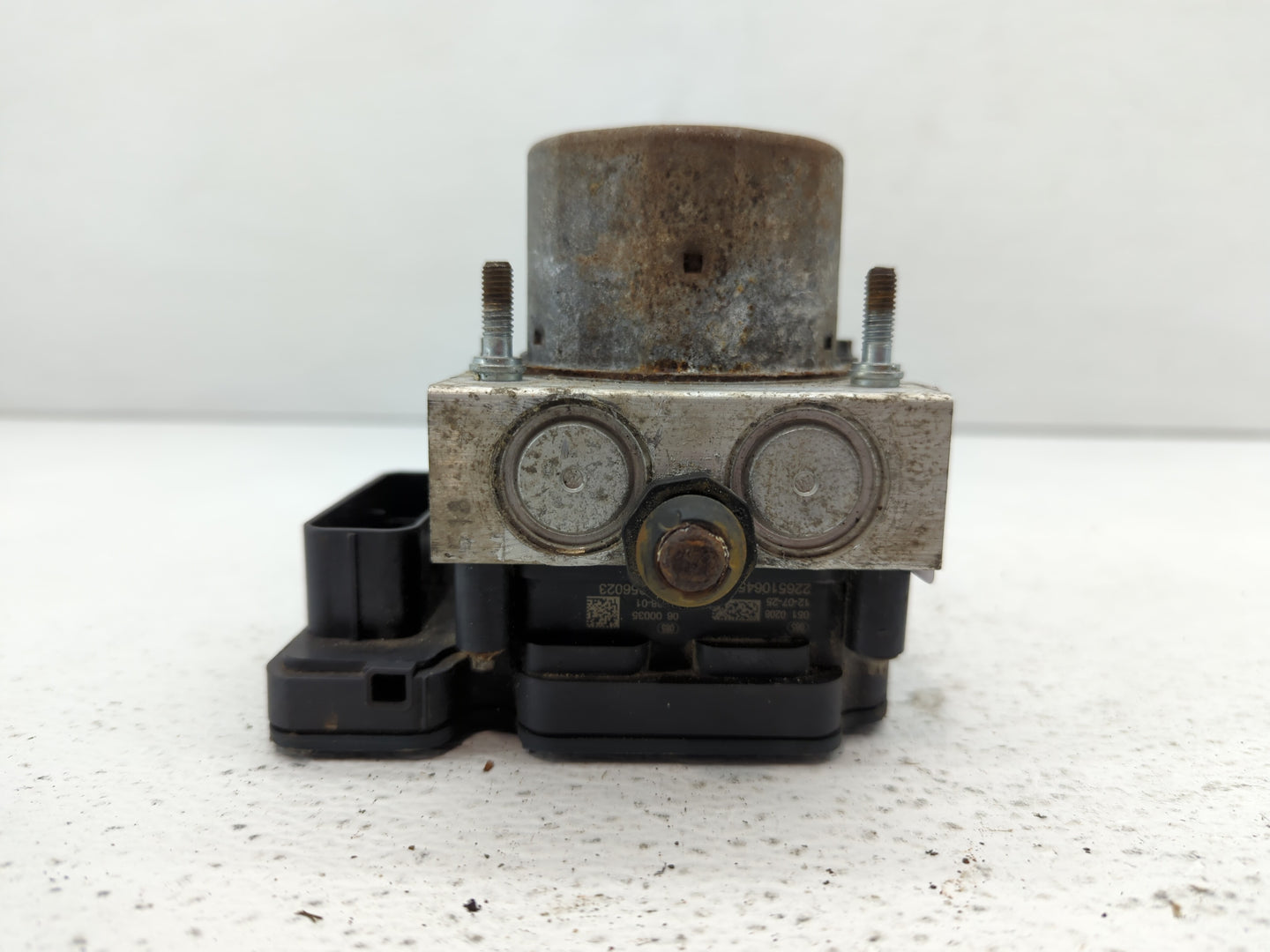 2013 Dodge Caravan ABS Pump Control Module Replacement P/N:68183803AC 6F9T-18C869-AE Fits OEM Used Auto Parts - Oemusedautop