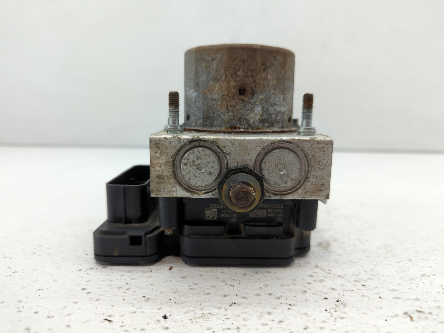 2013 Dodge Caravan ABS Pump Control Module Replacement P/N:68183803AC 6F9T-18C869-AE Fits OEM Used Auto Parts - Oemusedautop