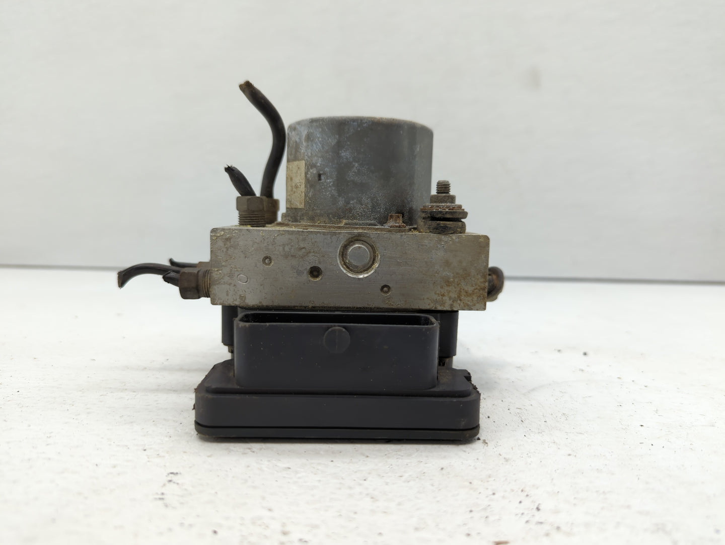 2013 Dodge Caravan ABS Pump Control Module Replacement P/N:68183803aa 68183803AC, 6F9T-18C869-AE Fits OEM Used Auto Parts - 