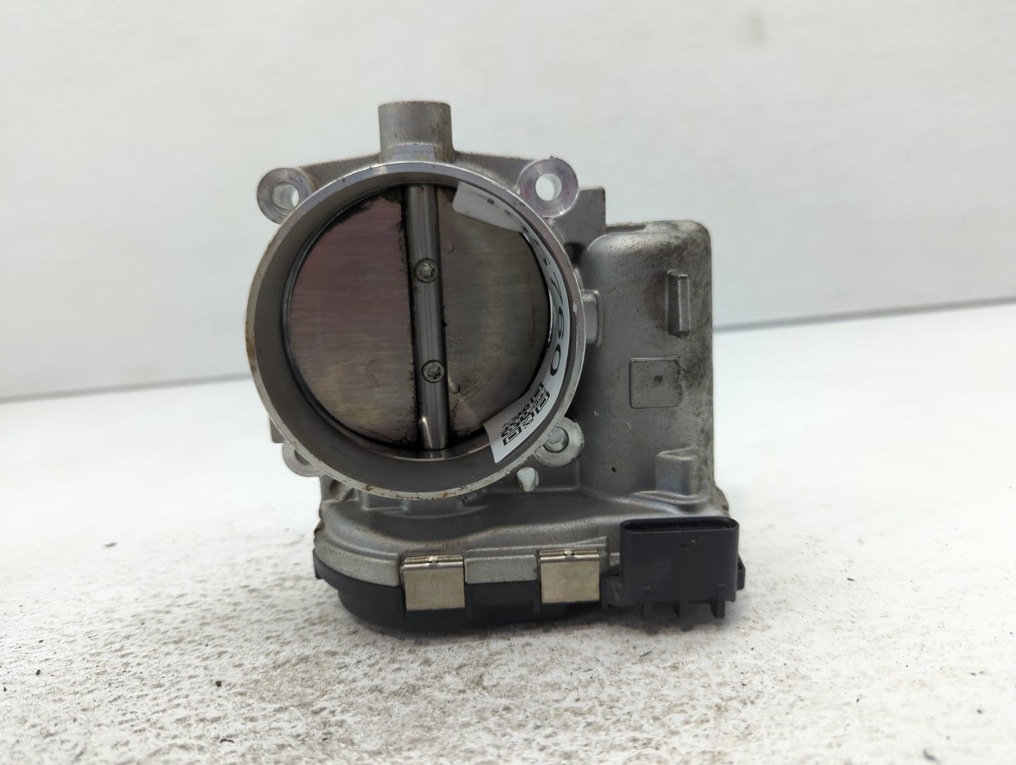 2013 Dodge Caravan Throttle Body P/N:05184349AC Fits Fits 2011 2012 2014 2015 2016 2017 2018 2019 2020 2021 2022 OEM Used Au