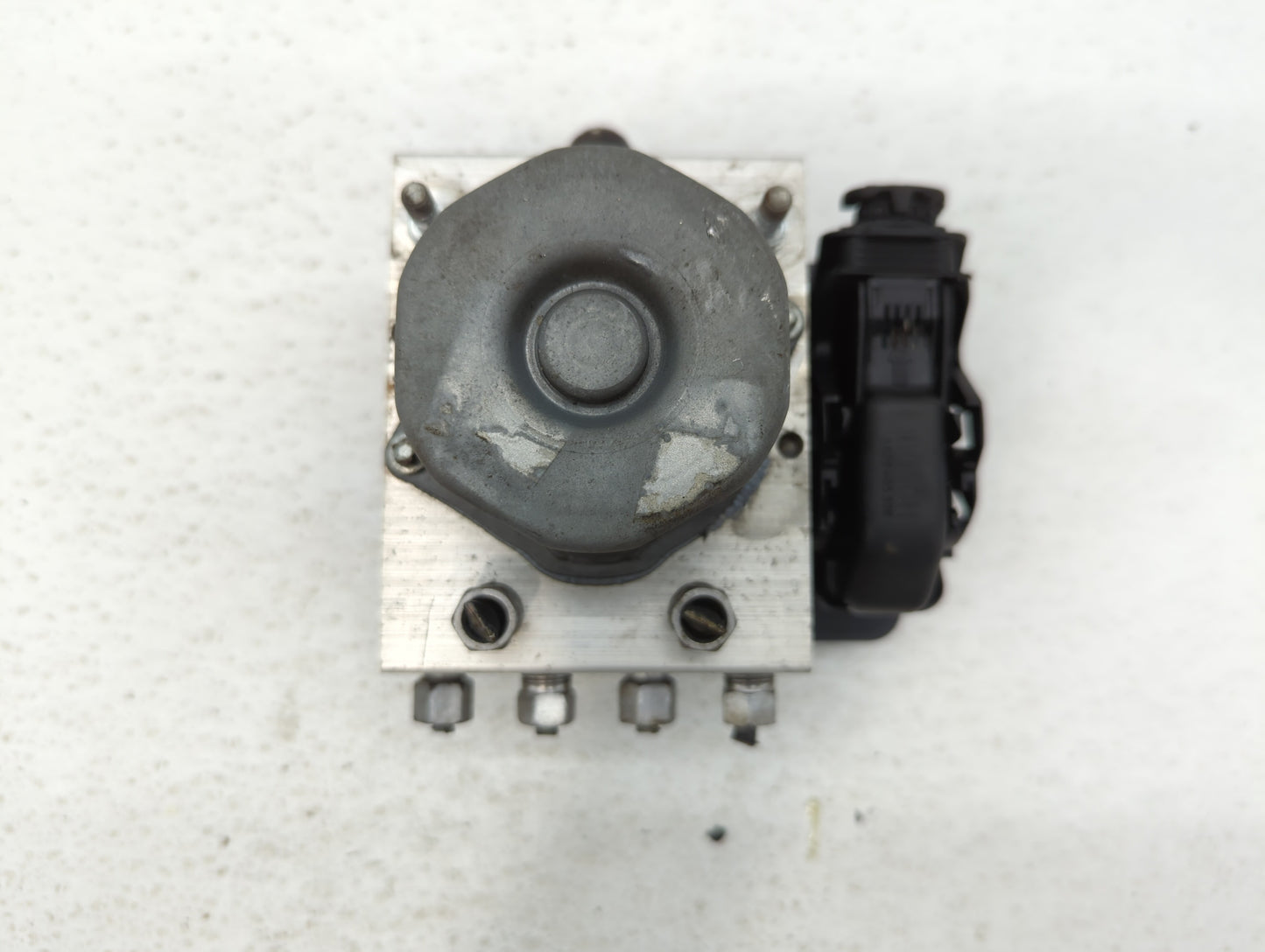 2013 Dodge Caravan ABS Pump Control Module Replacement P/N:68183803AB Fits OEM Used Auto Parts - Oemusedautoparts1.com