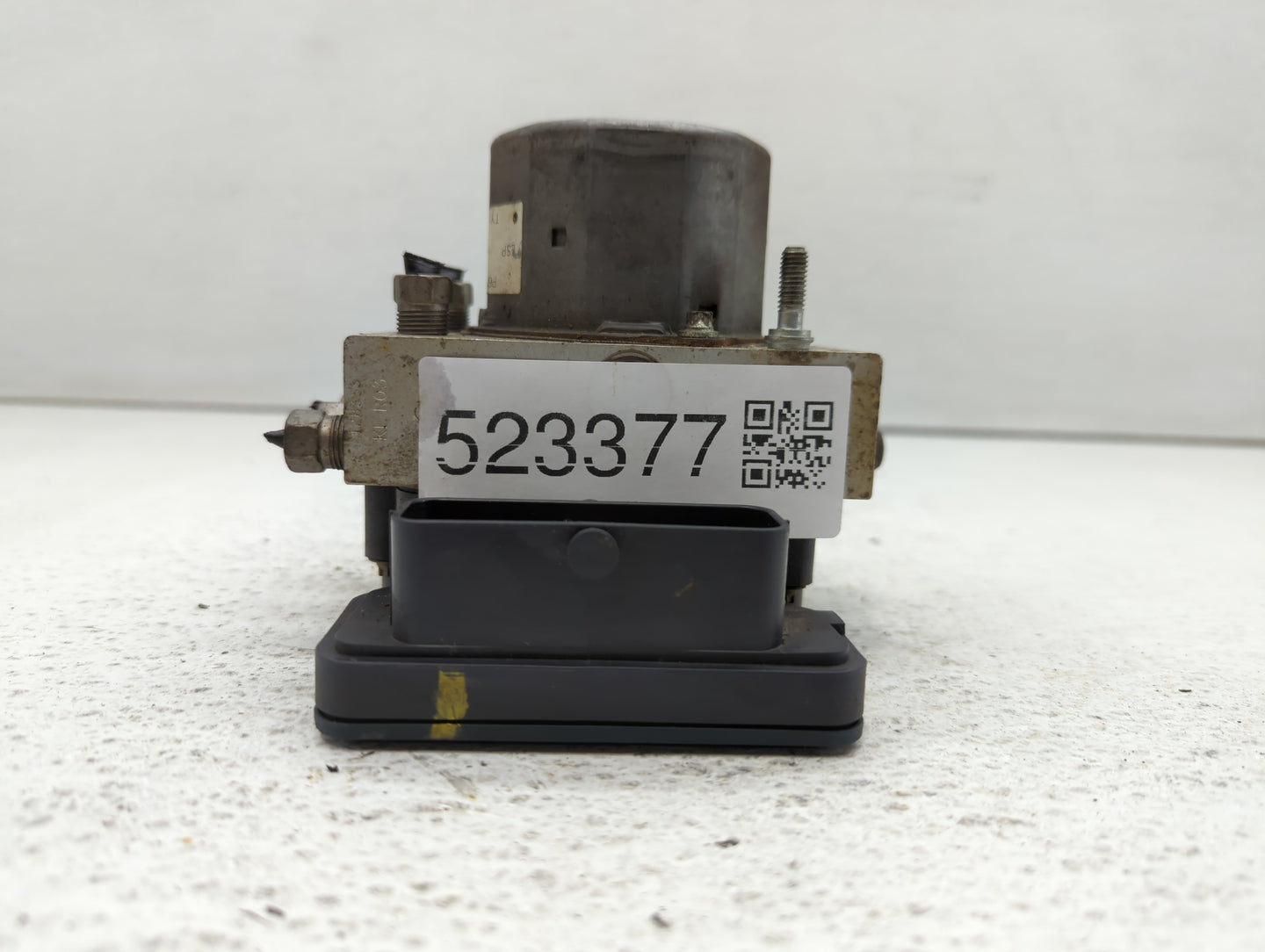 2013 Dodge Caravan ABS Pump Control Module Replacement P/N:68183803AA Fits OEM Used Auto Parts - Oemusedautoparts1.com