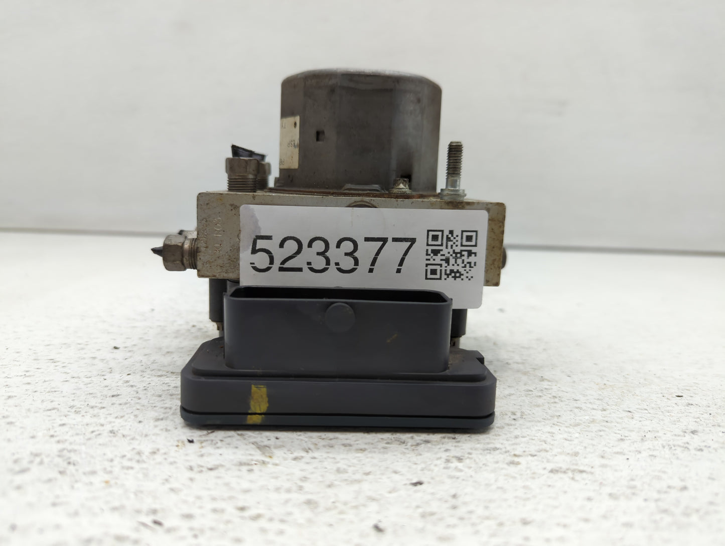 2013 Dodge Caravan ABS Pump Control Module Replacement P/N:68183803AA Fits OEM Used Auto Parts - Oemusedautoparts1.com