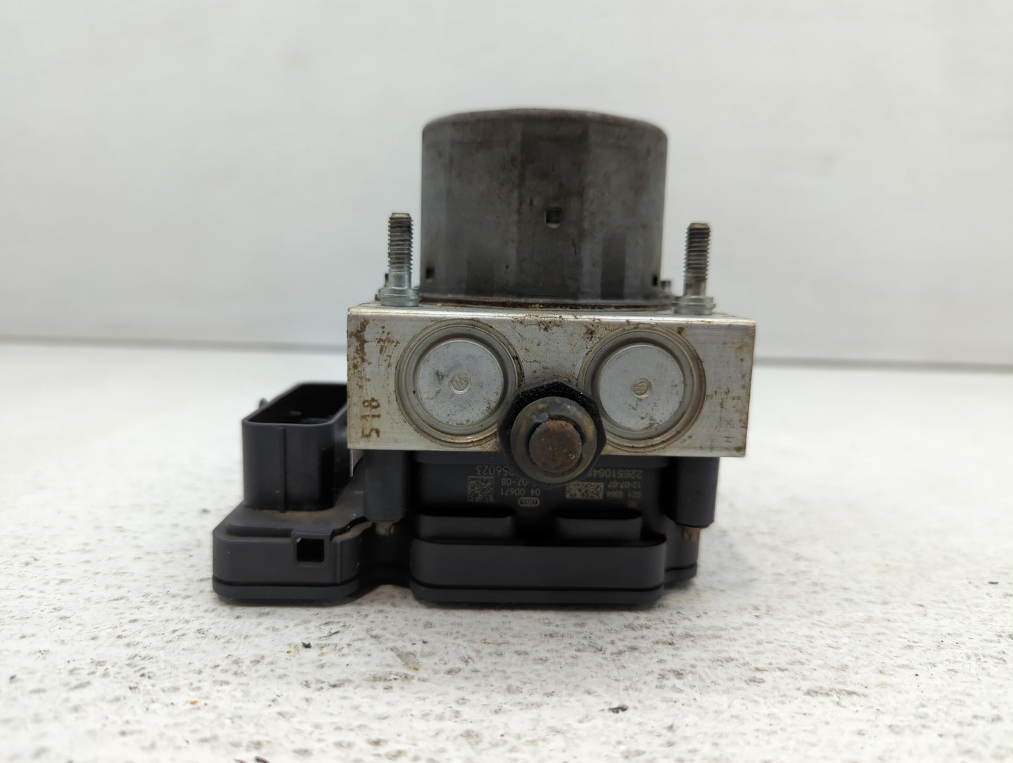 2013 Dodge Caravan ABS Pump Control Module Replacement P/N:68183803AA Fits OEM Used Auto Parts - Oemusedautoparts1.com