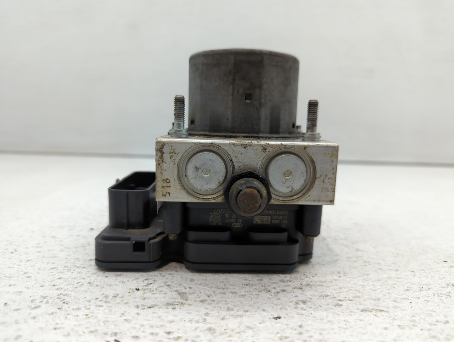 2013 Dodge Caravan ABS Pump Control Module Replacement P/N:68183803AA Fits OEM Used Auto Parts - Oemusedautoparts1.com