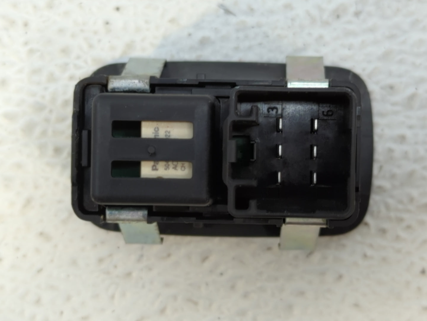 2013 Dodge Caravan Master Power Window Switch Replacement Driver Side Left P/N:68110874AB Fits OEM Used Auto Parts - Oemused