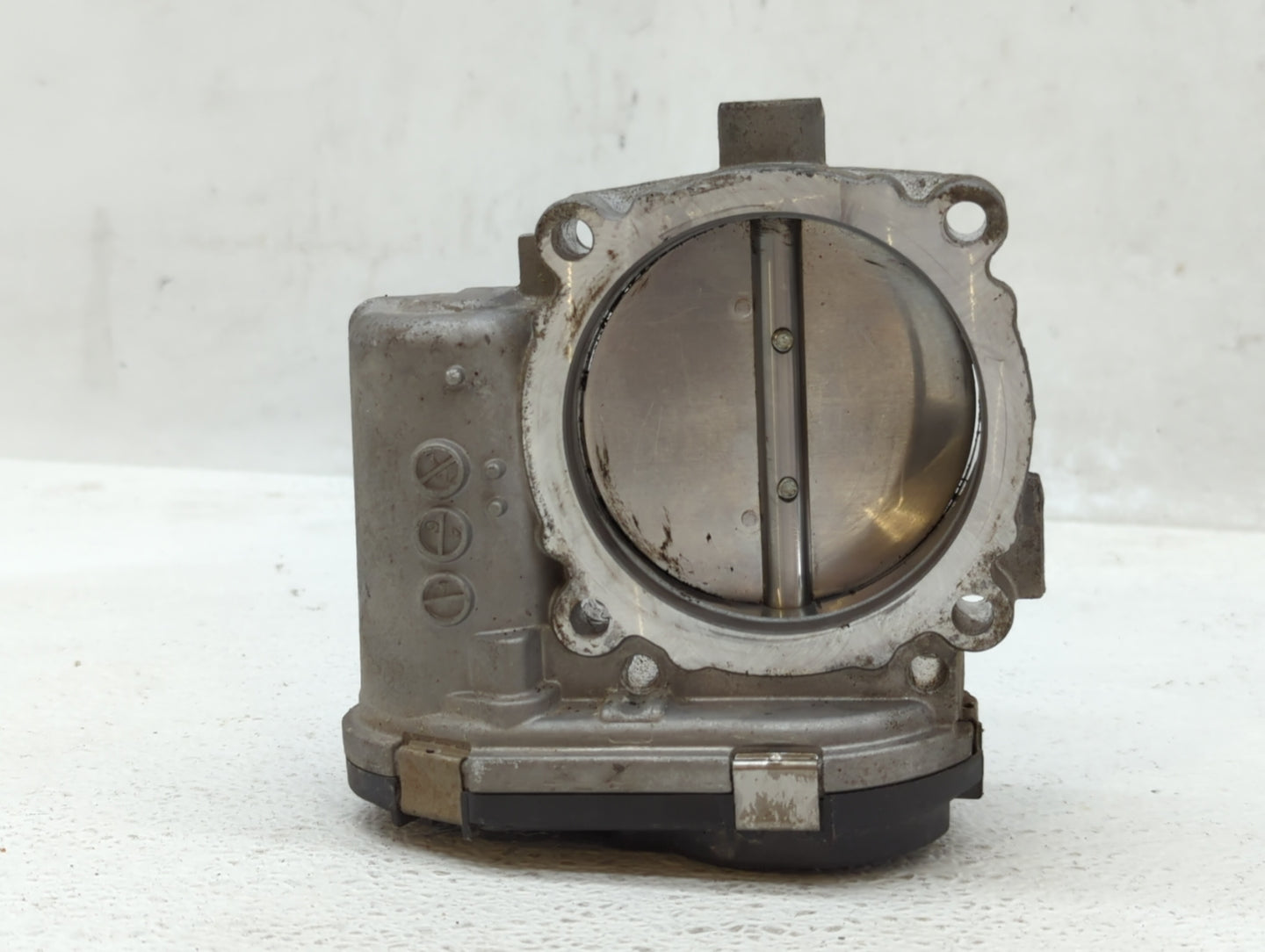 2013 Dodge Caravan Throttle Body P/N:05184349AC Fits Fits 2011 2012 2014 2015 2016 2017 2018 2019 2020 2021 2022 OEM Used Au