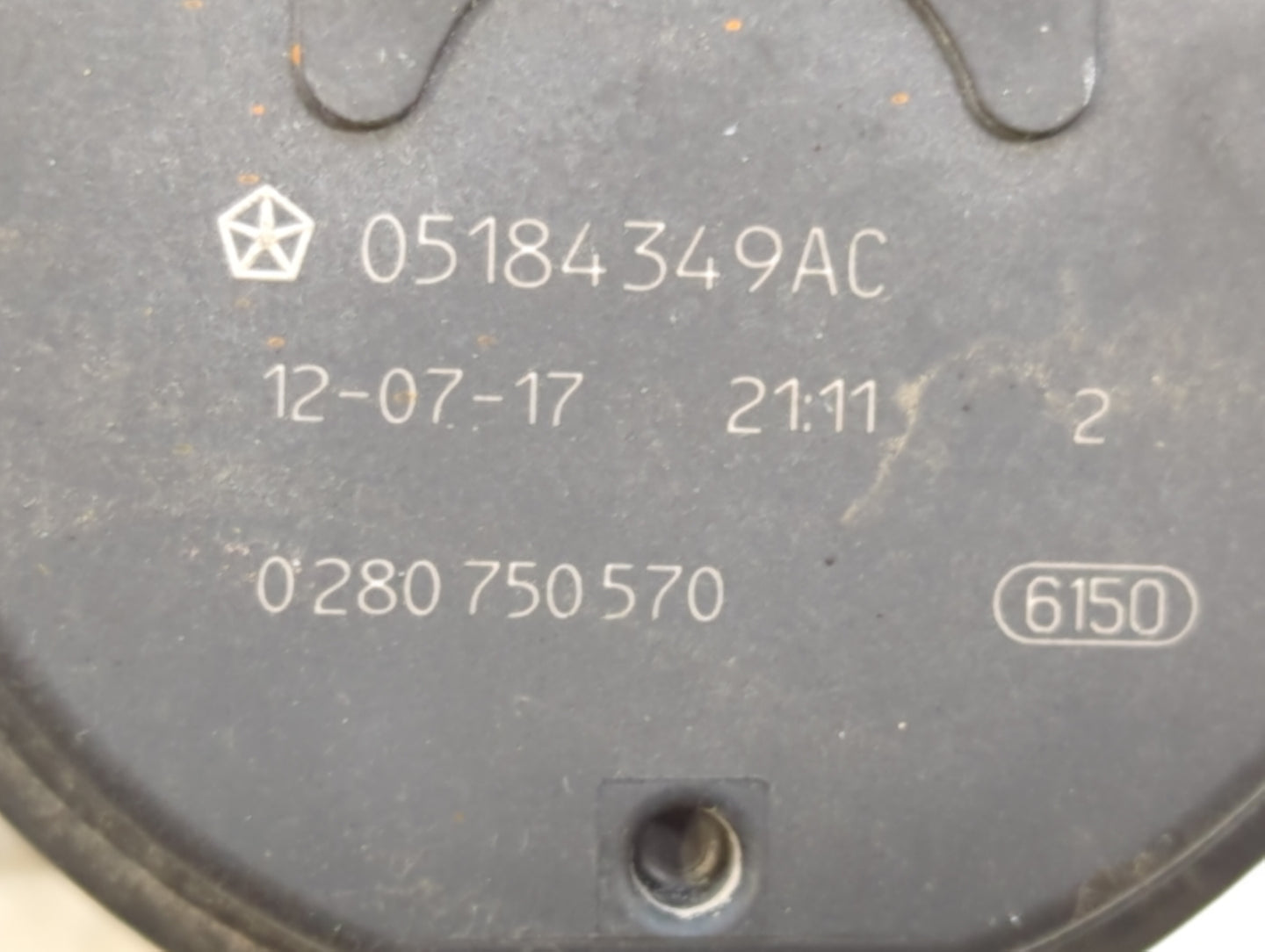 2013 Dodge Caravan Throttle Body P/N:05184349AC Fits Fits 2011 2012 2014 2015 2016 2017 2018 2019 2020 2021 2022 OEM Used Au