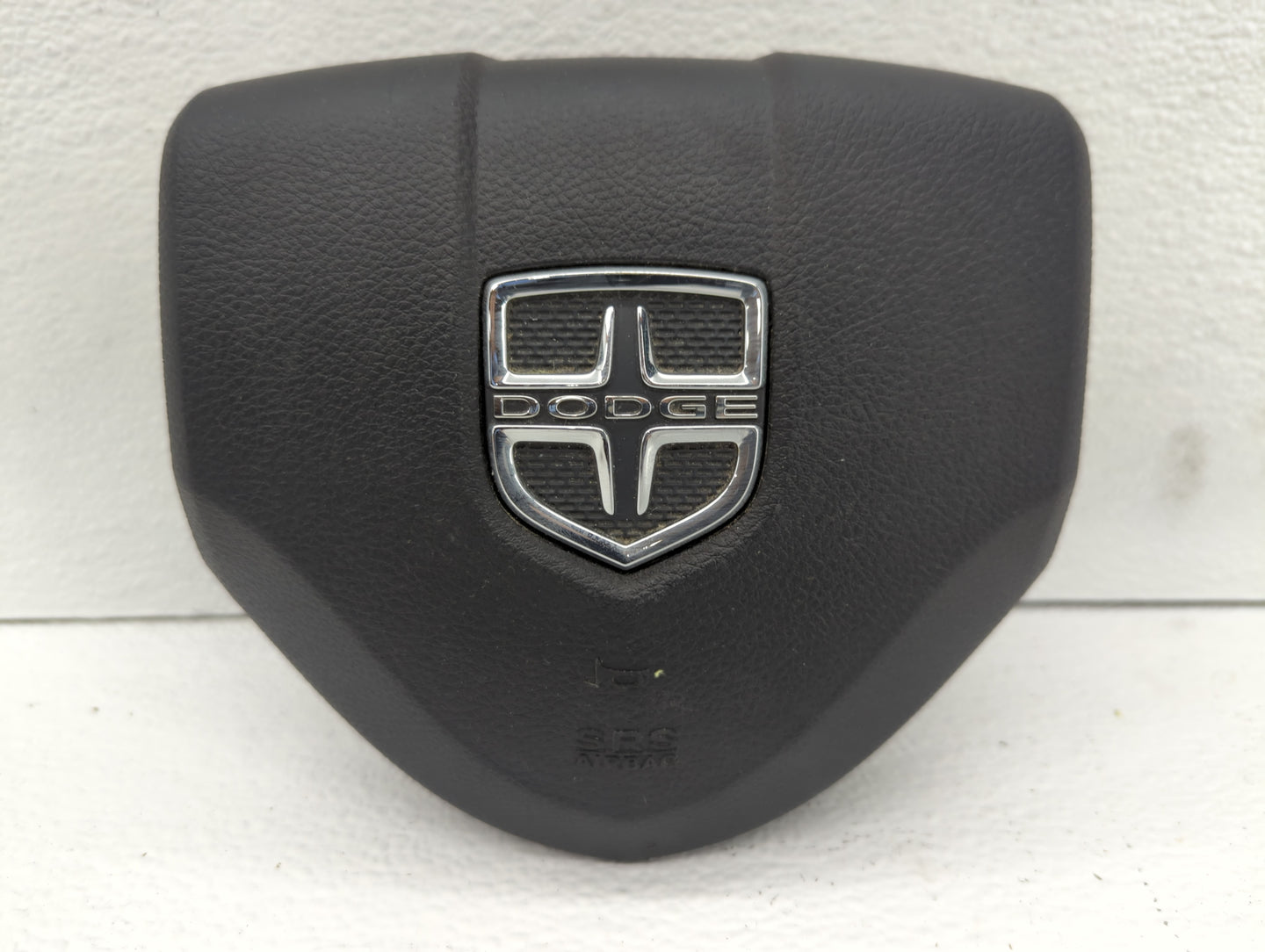 2013 Dodge Caravan Air Bag Driver Left Steering Wheel Mounted Fits Fits 2014 2015 2016 2017 2018 2019 2020 OEM Used Auto Par