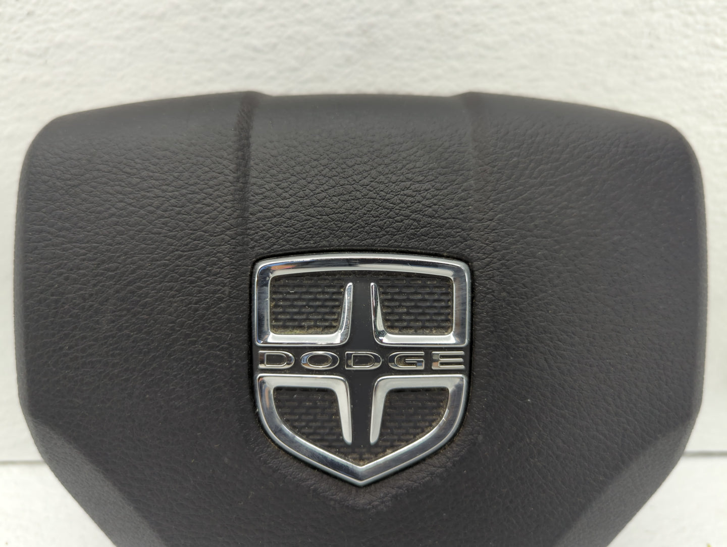 2013 Dodge Caravan Air Bag Driver Left Steering Wheel Mounted Fits Fits 2014 2015 2016 2017 2018 2019 2020 OEM Used Auto Par