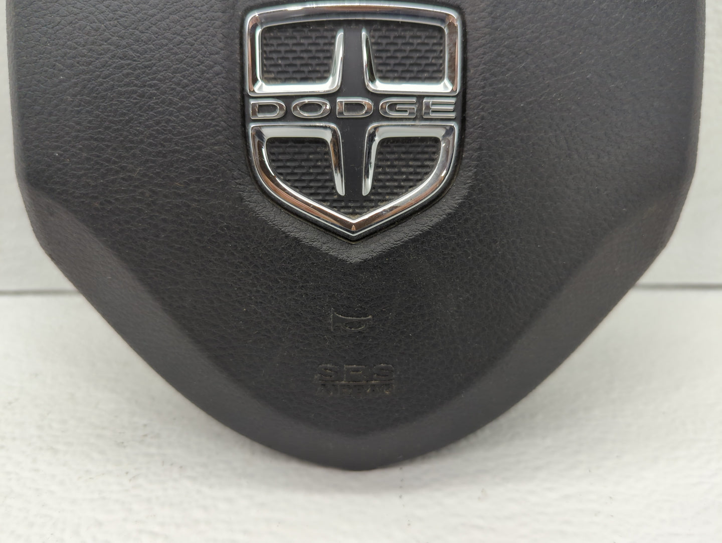 2013 Dodge Caravan Air Bag Driver Left Steering Wheel Mounted Fits Fits 2014 2015 2016 2017 2018 2019 2020 OEM Used Auto Par