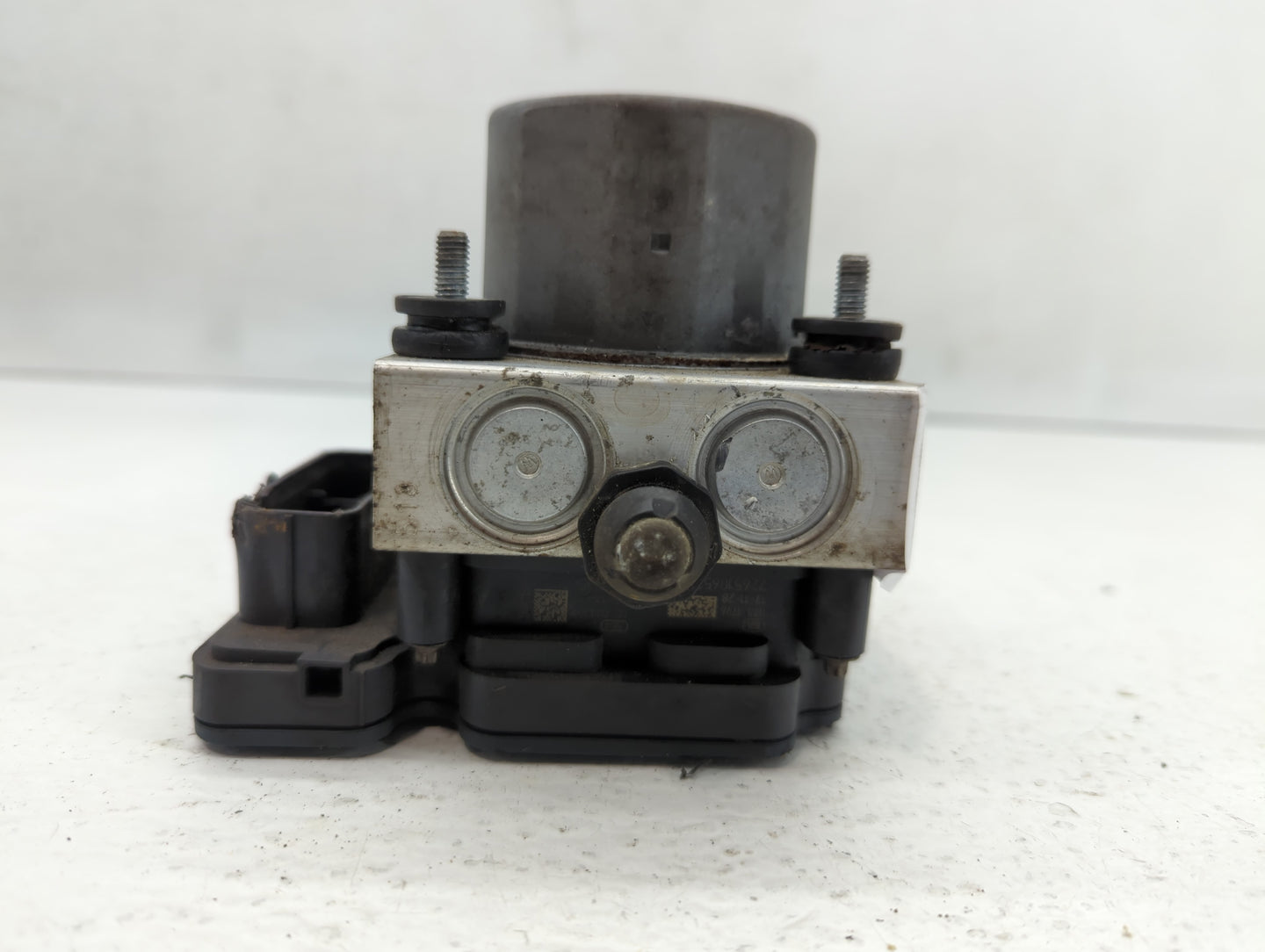 2013 Dodge Caravan ABS Pump Control Module Replacement P/N:P68183803AA Fits OEM Used Auto Parts - Oemusedautoparts1.com