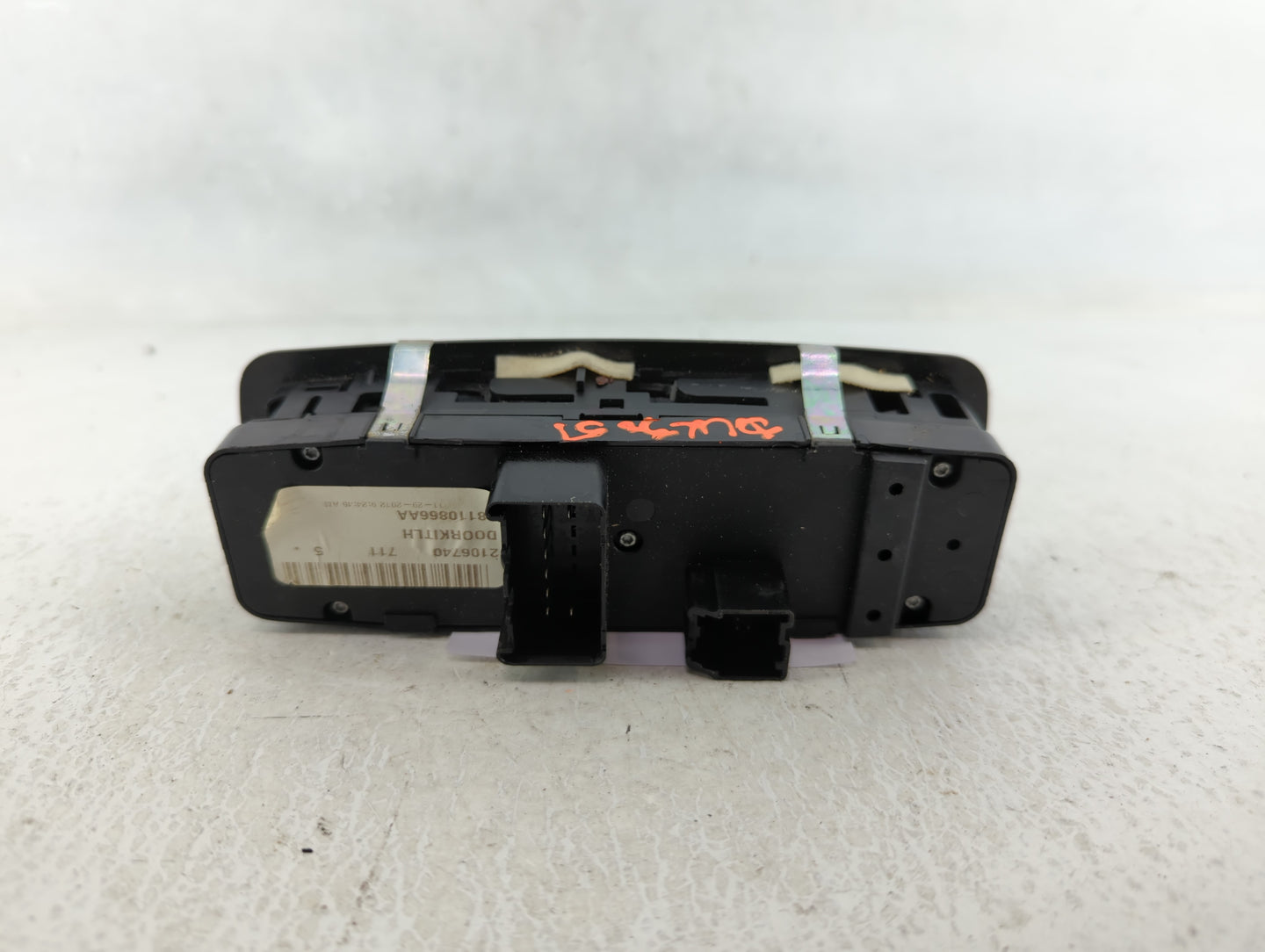 2013 Dodge Caravan Master Power Window Switch Replacement Driver Side Left P/N:68110866AA Fits OEM Used Auto Parts - Oemused