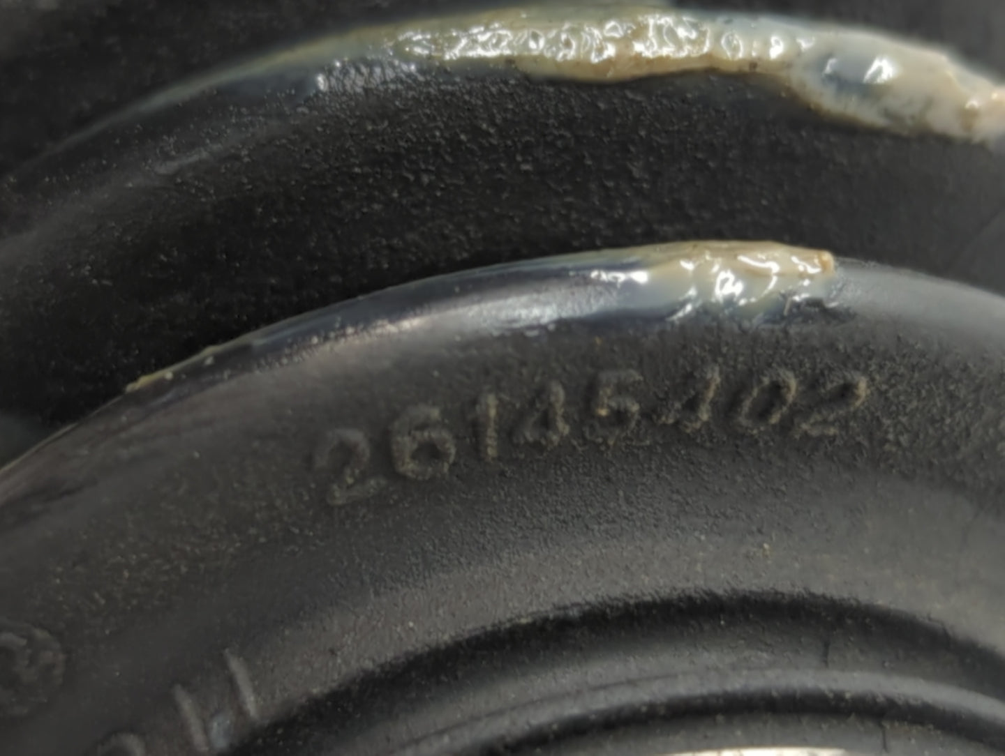 Dodge Caravan Axle Shaft Front Driver Cv C/v - Oemusedautoparts1.com