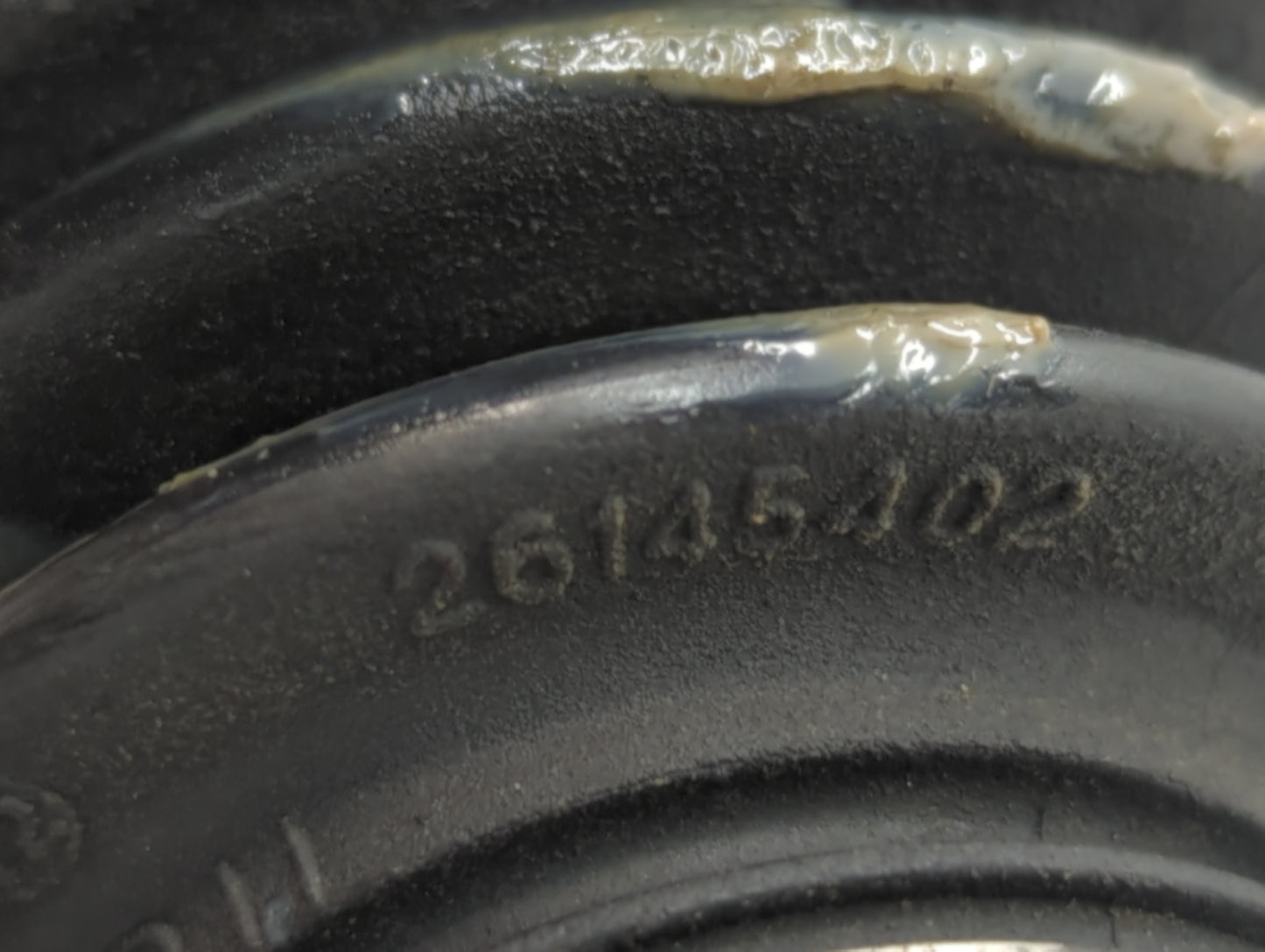 Dodge Caravan Axle Shaft Front Driver Cv C/v - Oemusedautoparts1.com
