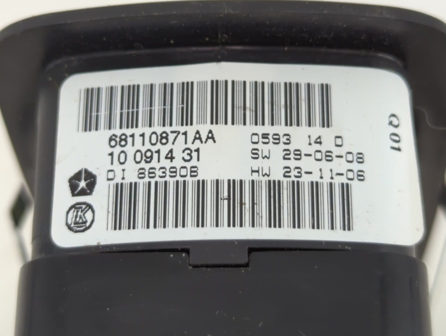 2013 Dodge Caravan Master Power Window Switch Replacement Driver Side Left P/N:68110871AA Fits OEM Used Auto Parts - Oemused