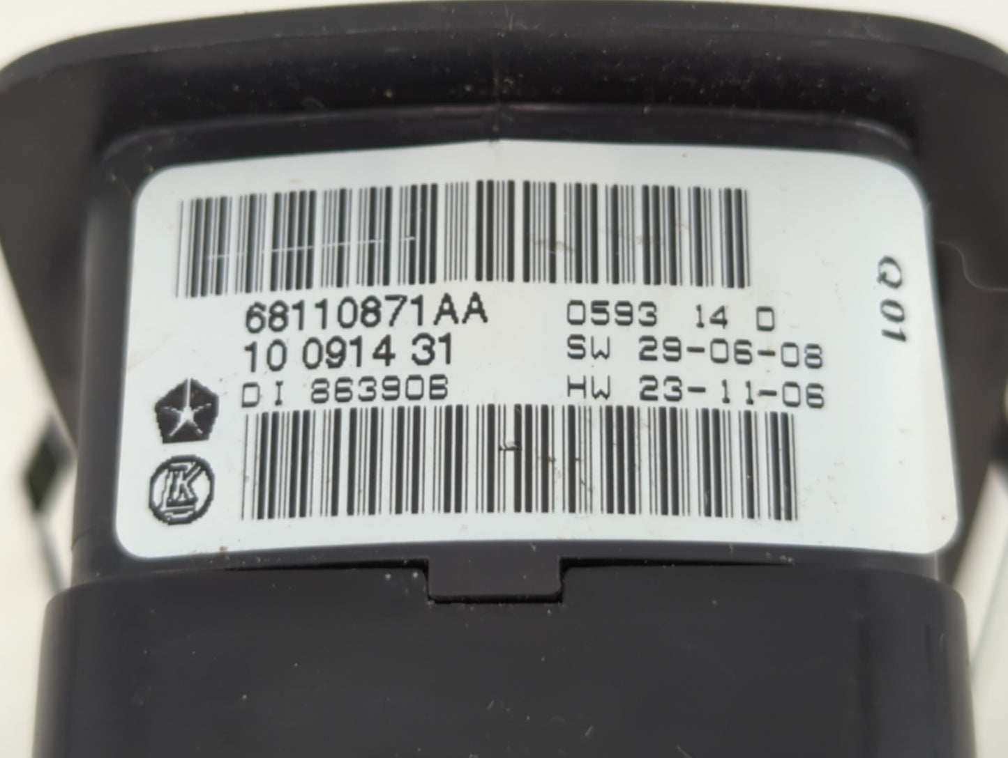2013 Dodge Caravan Master Power Window Switch Replacement Driver Side Left P/N:68110871AA Fits OEM Used Auto Parts - Oemused