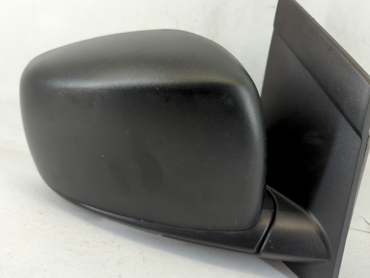 2013 Dodge Caravan Passenger Side View Mirror - Right Door Mirror OEM Used - Oemusedautoparts1.com