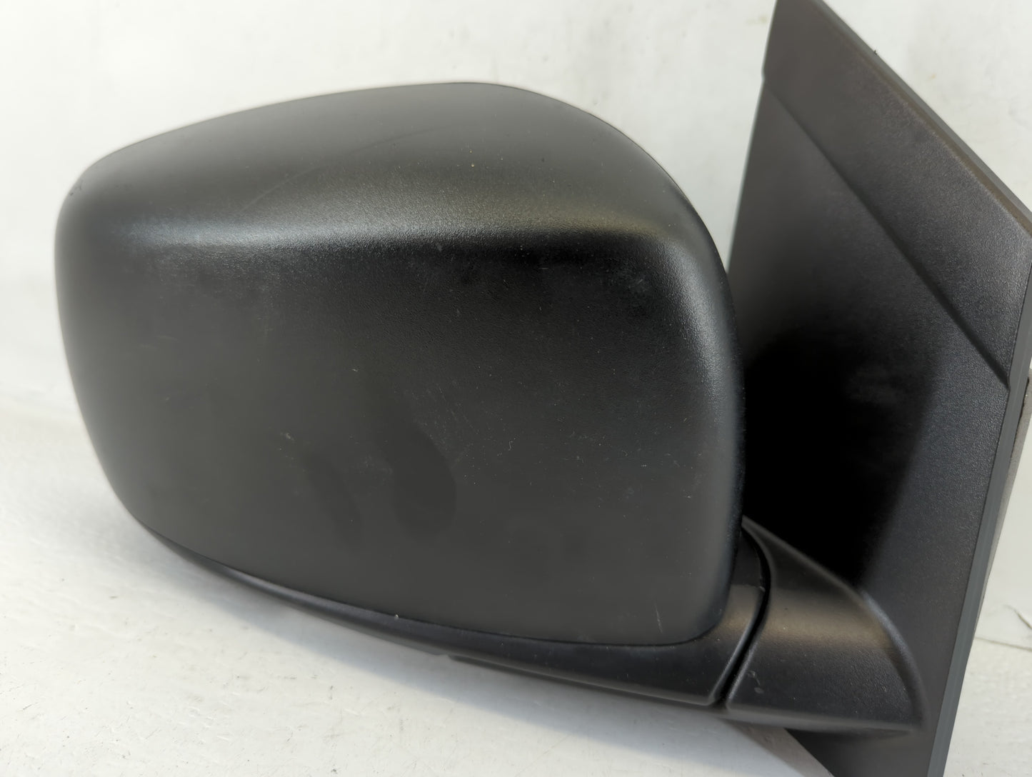 2013 Dodge Caravan Passenger Side View Mirror - Right Door Mirror OEM Used - Oemusedautoparts1.com