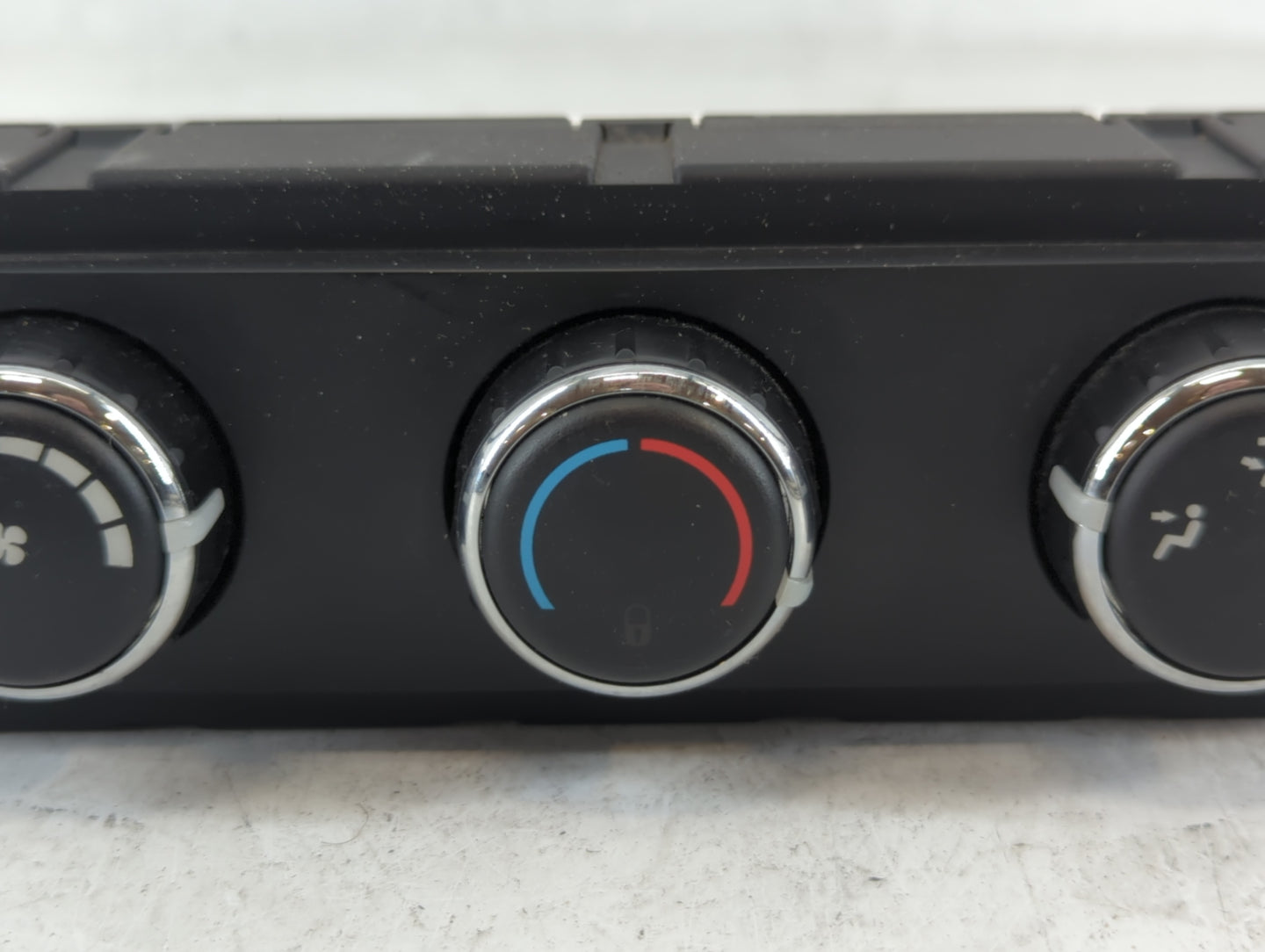 2013 Dodge Caravan Climate Control Module Temperature AC/Heater Replacement P/N:55111312AC Fits OEM Used Auto Parts - Oemuse