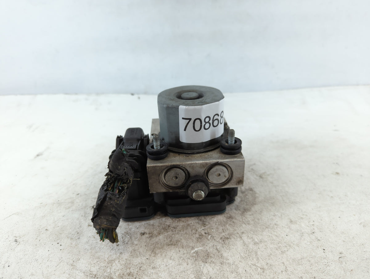 2013 Dodge Caravan Anti-Lock Brake ABS Pump Module Actuator OEM P/N:P68183803AA Fits OEM Used Auto Parts - Oemusedautoparts1