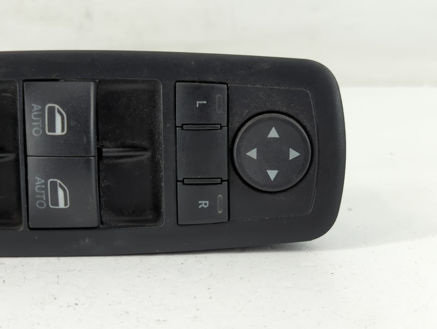 2013 Dodge Caravan Master Power Window Switch Replacement Driver Side Left P/N:68110871AA Fits OEM Used Auto Parts - Oemused
