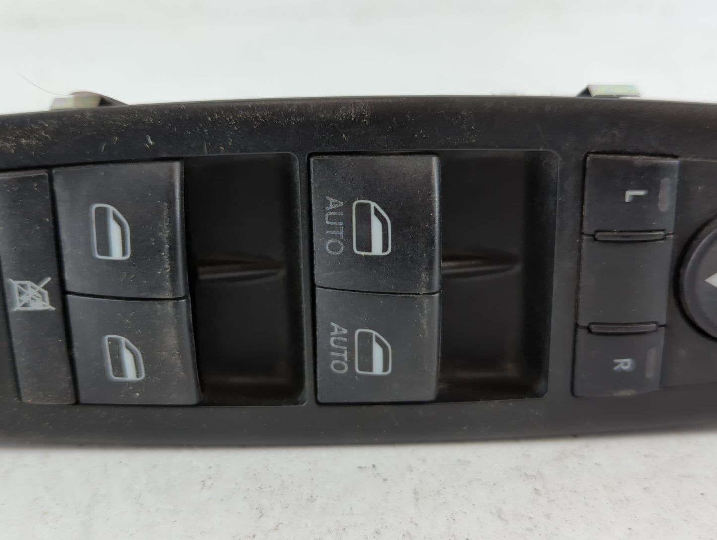 2013 Dodge Caravan Master Power Window Switch Replacement Driver Side Left P/N:68110871AA Fits OEM Used Auto Parts - Oemused