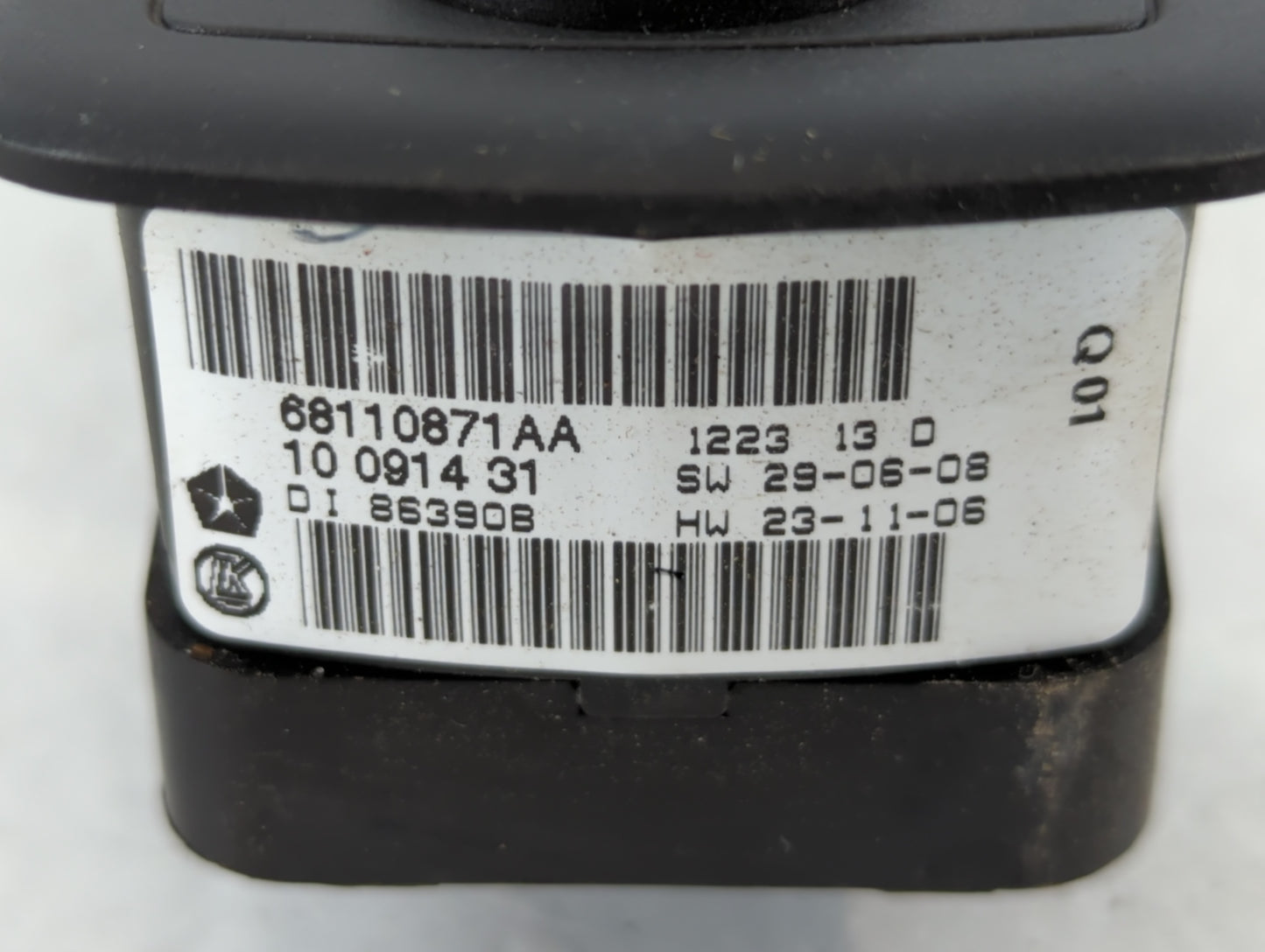 2013 Dodge Caravan Master Power Window Switch Replacement Driver Side Left P/N:68110871AA Fits OEM Used Auto Parts - Oemused