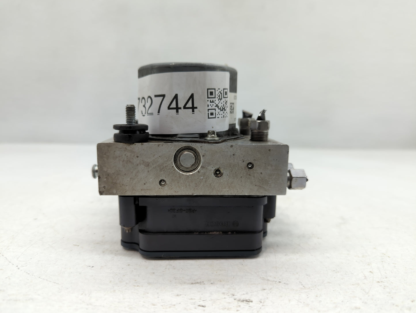 2013 Dodge Caravan ABS Pump Control Module Replacement P/N:P68183803AA Fits OEM Used Auto Parts - Oemusedautoparts1.com