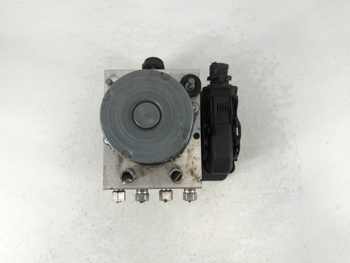 2013 Dodge Caravan Anti-Lock Brake ABS Pump Module Actuator OEM P/N:68183803AC Fits OEM Used Auto Parts - Oemusedautoparts1.
