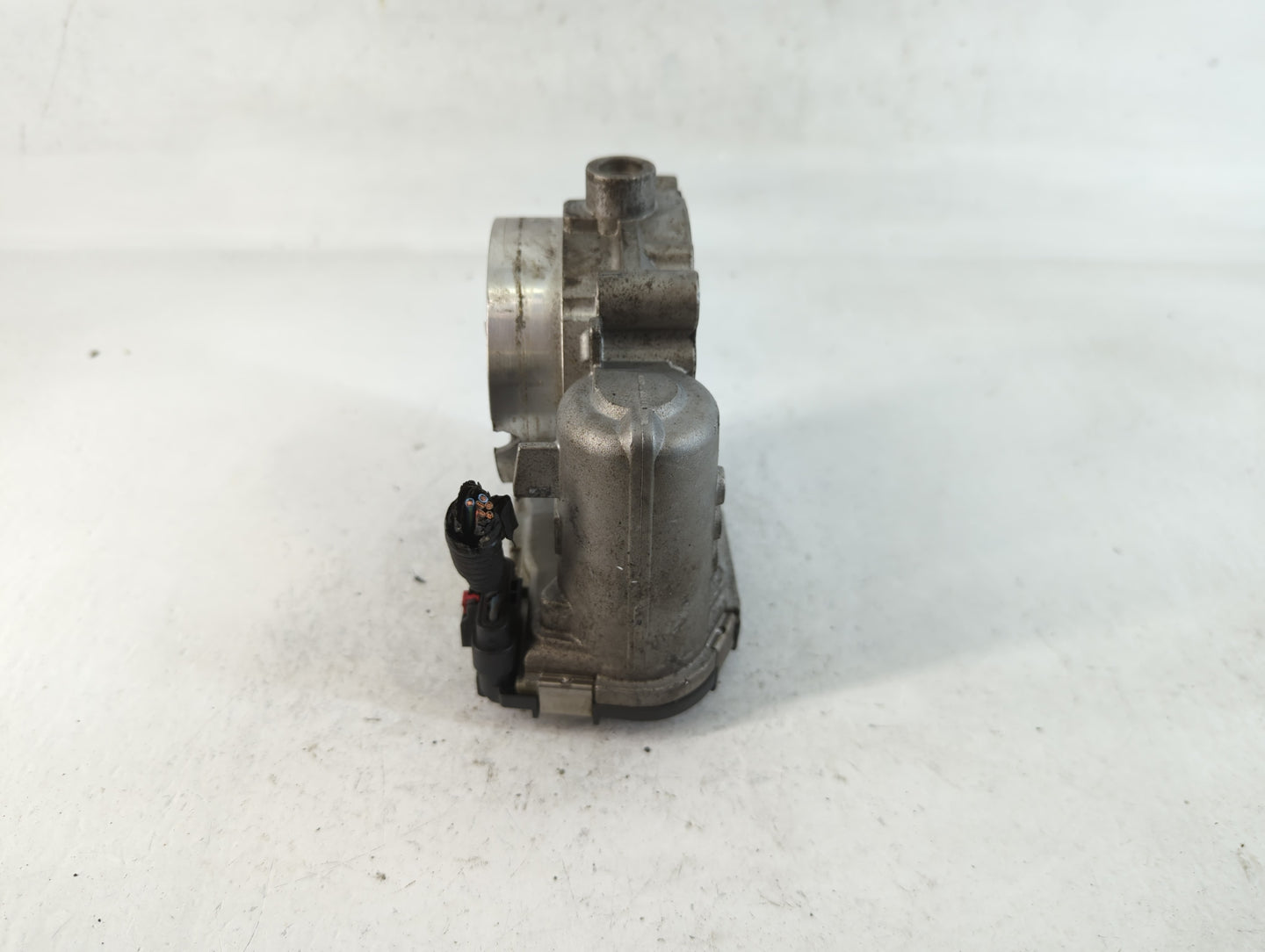 2013 Dodge Caravan Throttle Body P/N:0 280 750 570 05184349AC Fits Fits 2011 2012 2014 2015 2016 2017 2018 2019 2020 2021 20
