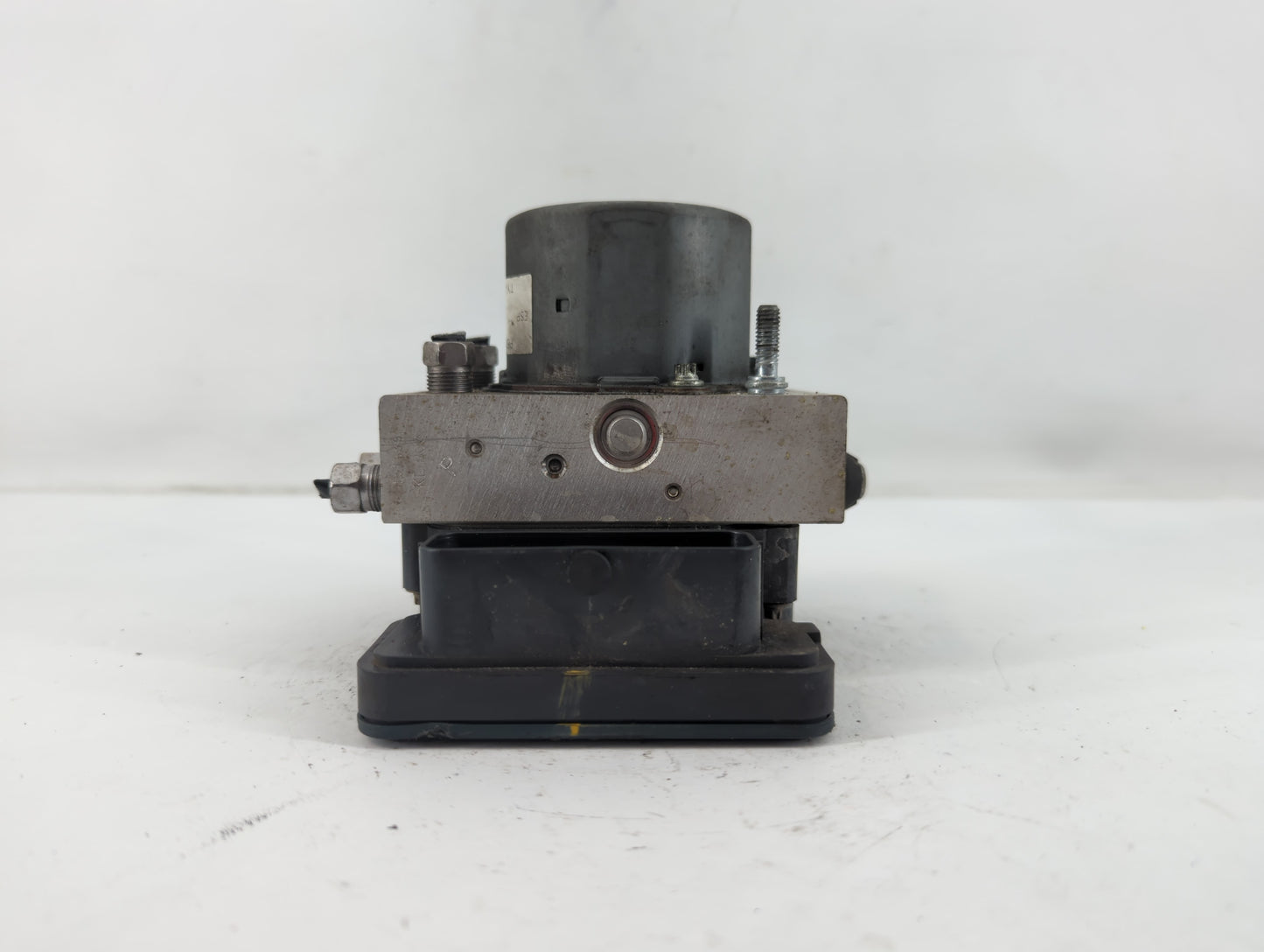 2013 Dodge Caravan ABS Pump Control Module Replacement P/N:P68183803AA Fits OEM Used Auto Parts - Oemusedautoparts1.com