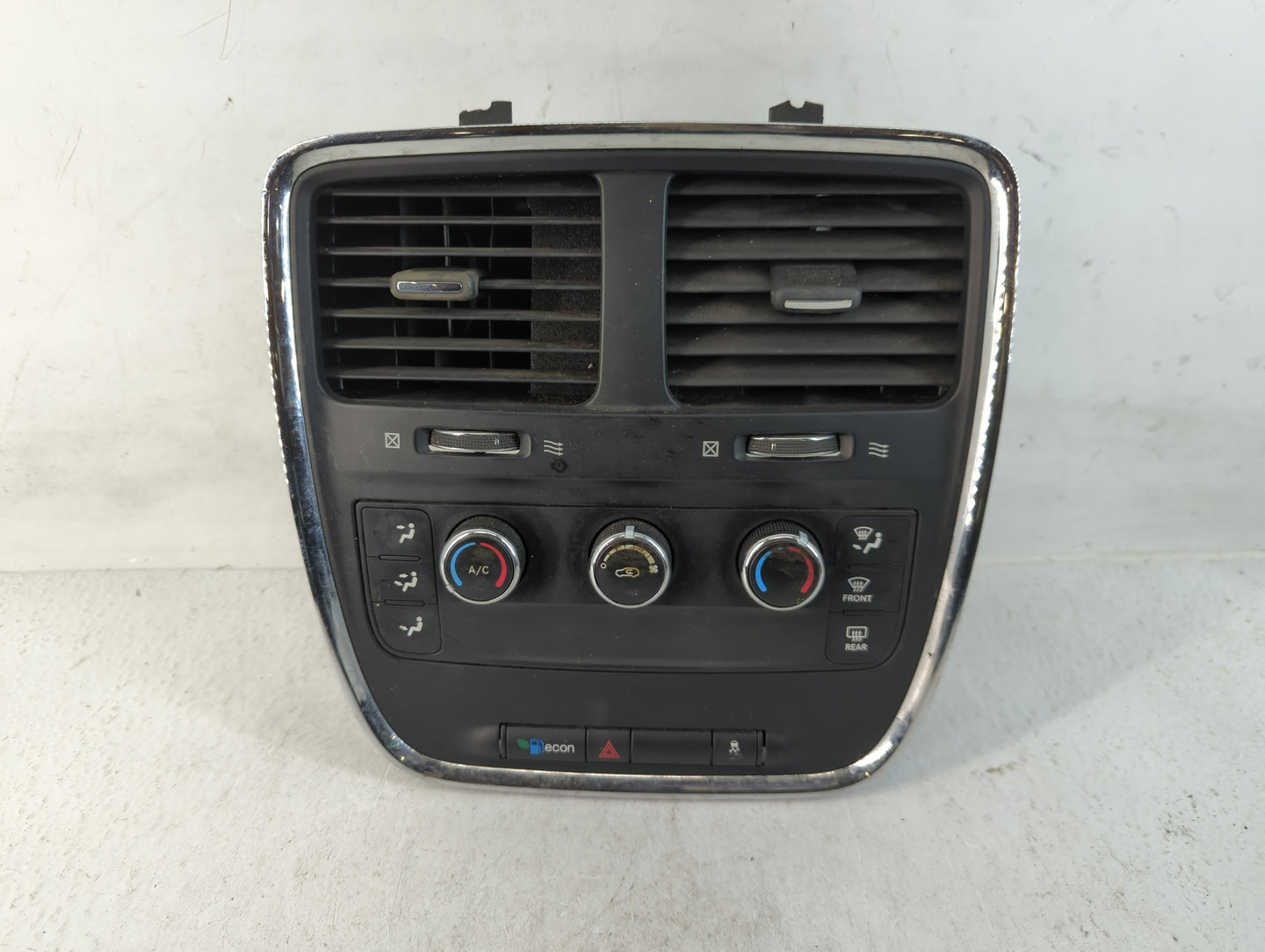 2013 Dodge Caravan Climate Control Module Temperature AC/Heater Replacement P/N:P55111249AF Fits OEM Used Auto Parts - Oemus