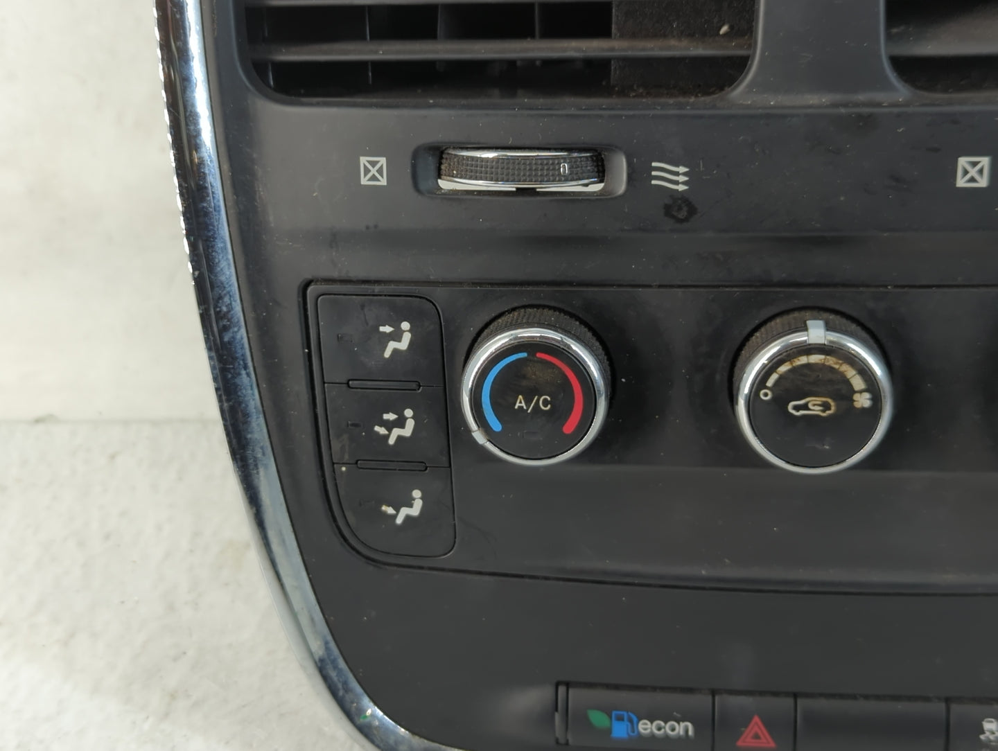 2013 Dodge Caravan Climate Control Module Temperature AC/Heater Replacement P/N:P55111249AF Fits OEM Used Auto Parts - Oemus