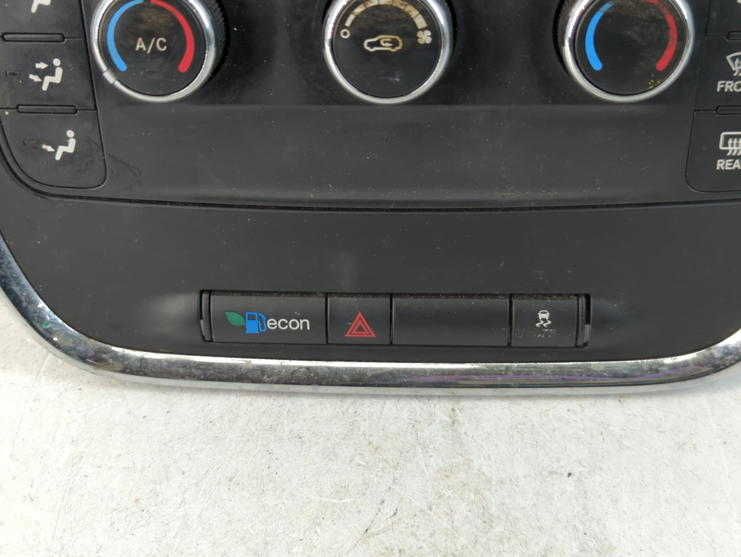 2013 Dodge Caravan Climate Control Module Temperature AC/Heater Replacement P/N:P55111249AF Fits OEM Used Auto Parts - Oemus