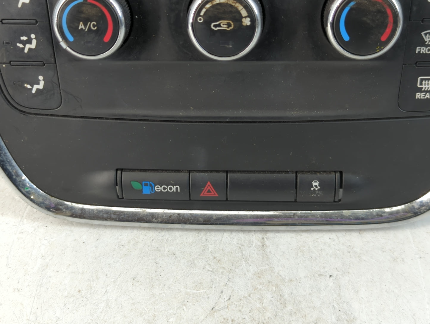 2013 Dodge Caravan Climate Control Module Temperature AC/Heater Replacement P/N:P55111249AF Fits OEM Used Auto Parts - Oemus