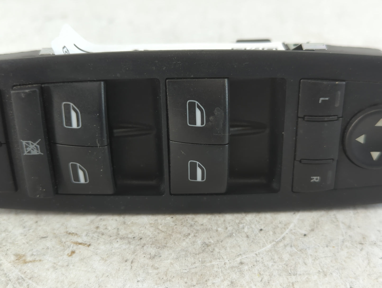 2013 Dodge Caravan Master Power Window Switch Replacement Driver Side Left P/N:04602535AG Fits OEM Used Auto Parts - Oemused